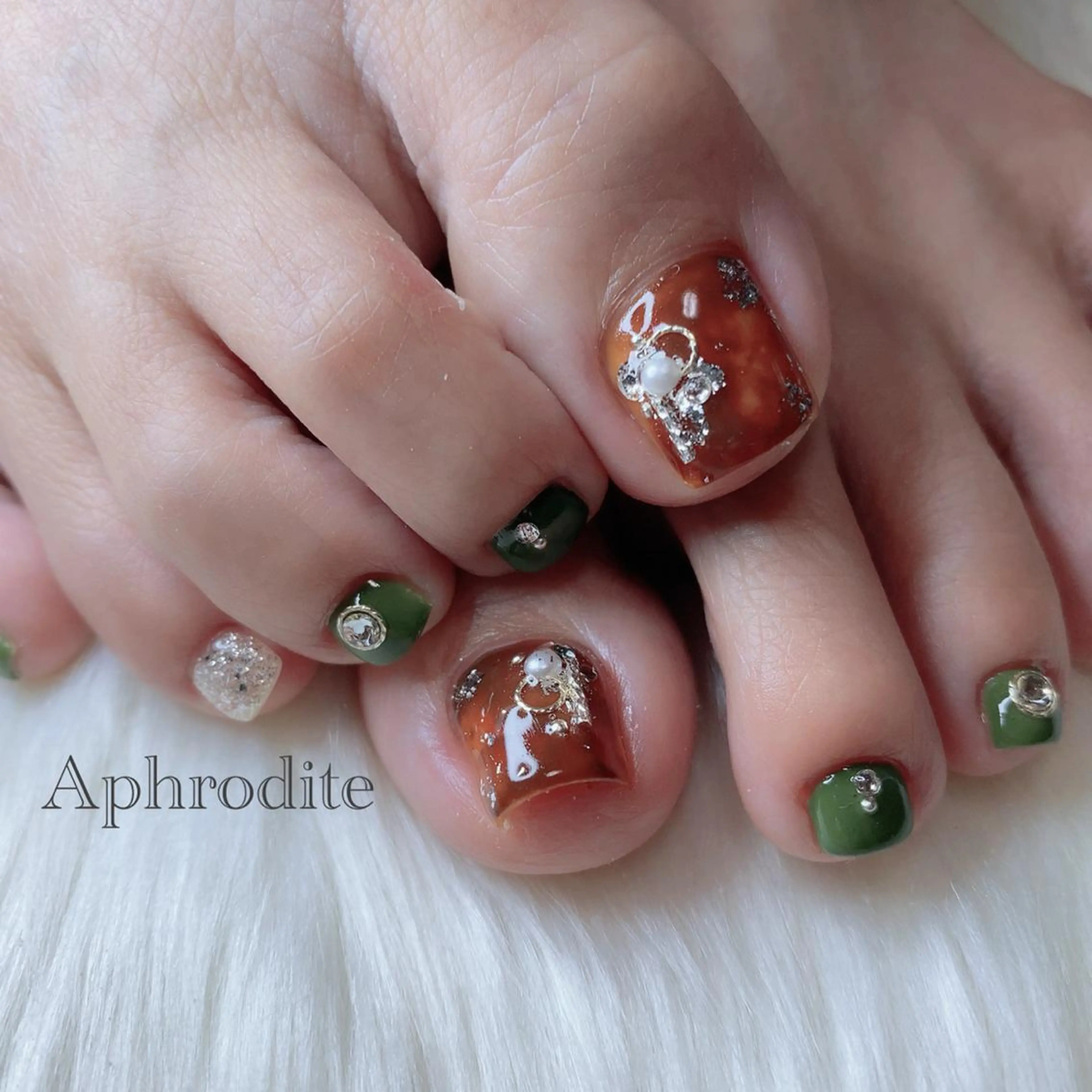 ネイル Aphrodite パラジェル認定サロンのネイルデザイン