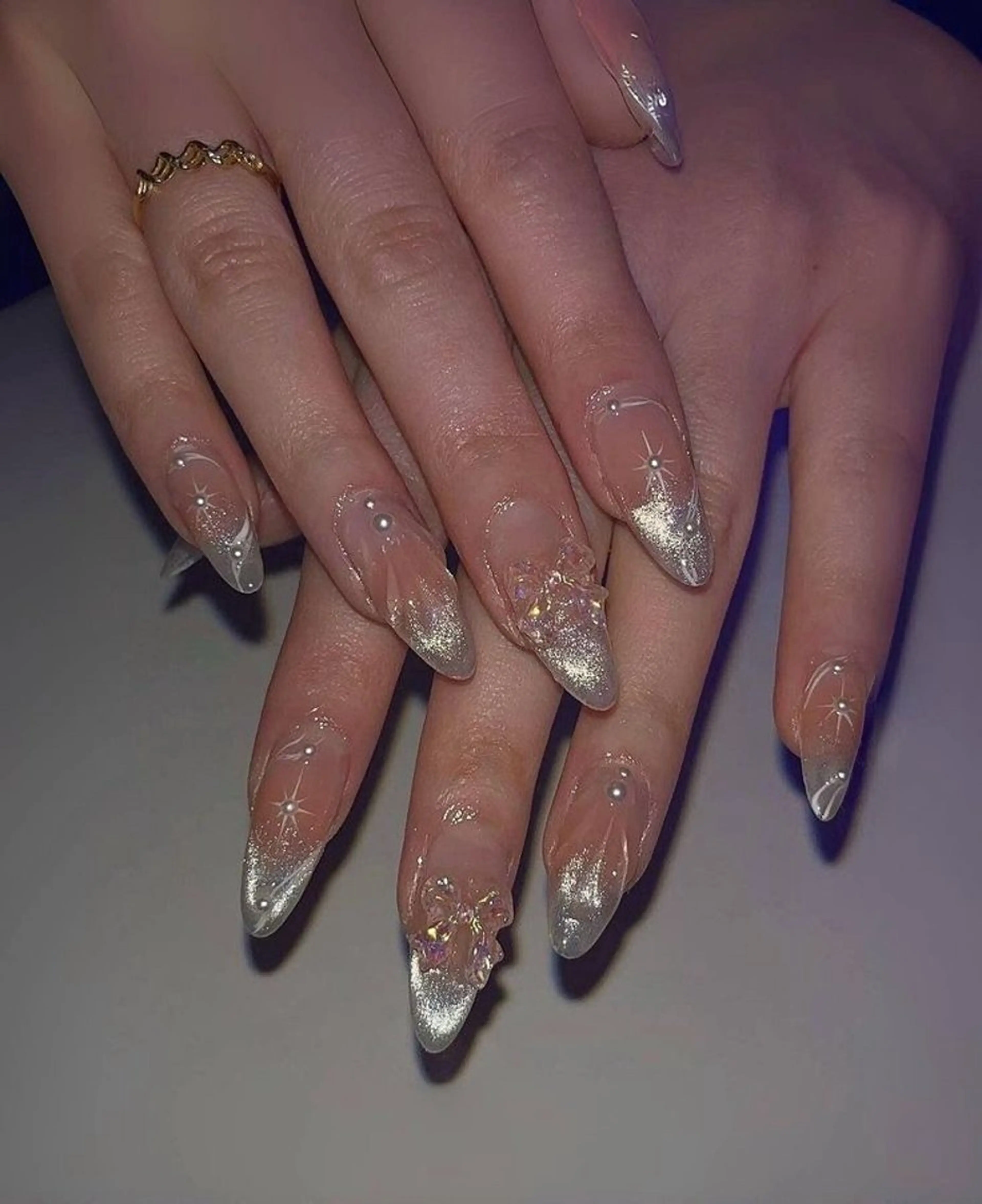 ネイル 🪷Mi.o あいちゃん🐝のネイルデザイン