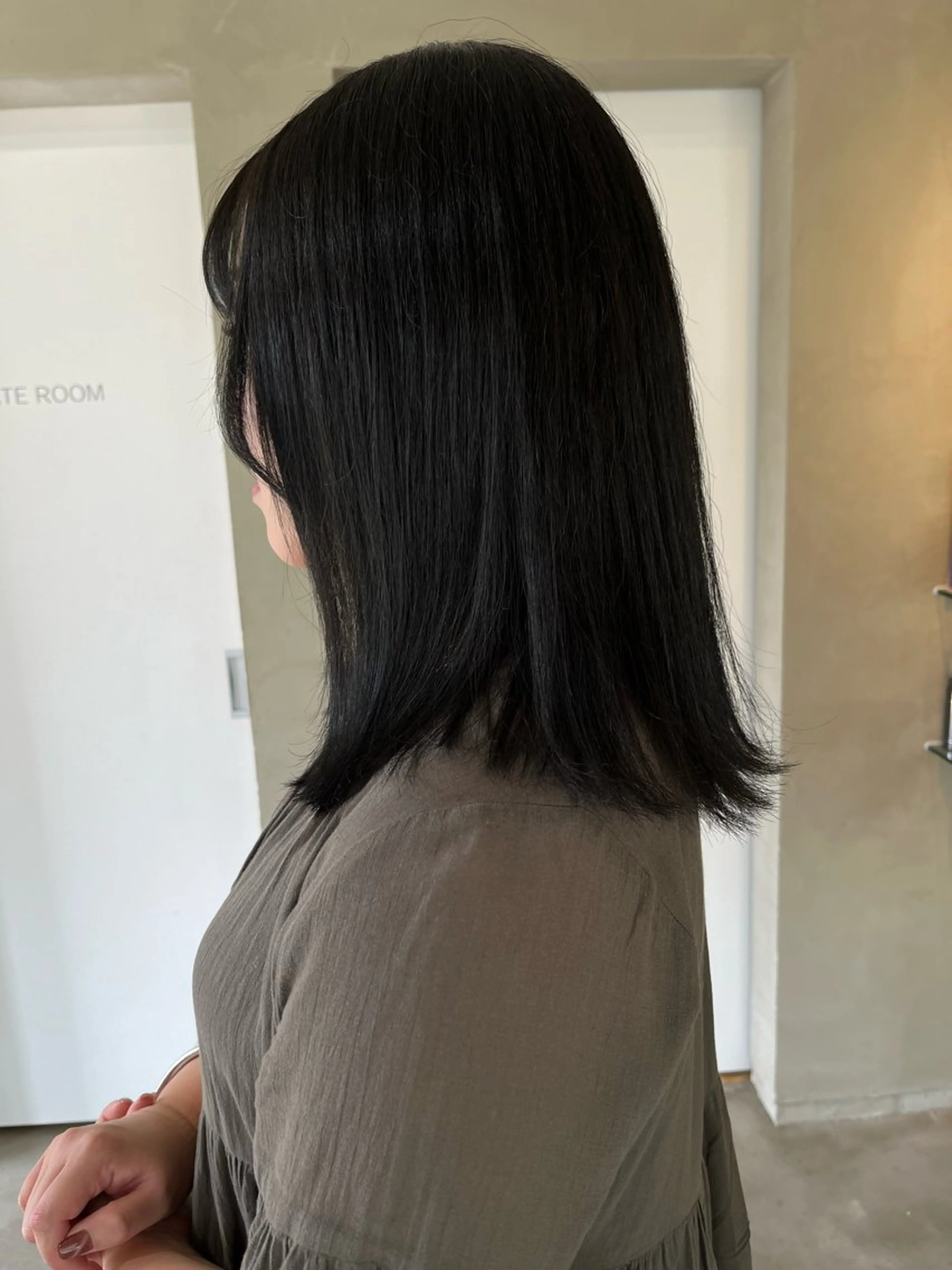 ミディアム カラー RoooHAIR/ ちあきのヘアスタイル