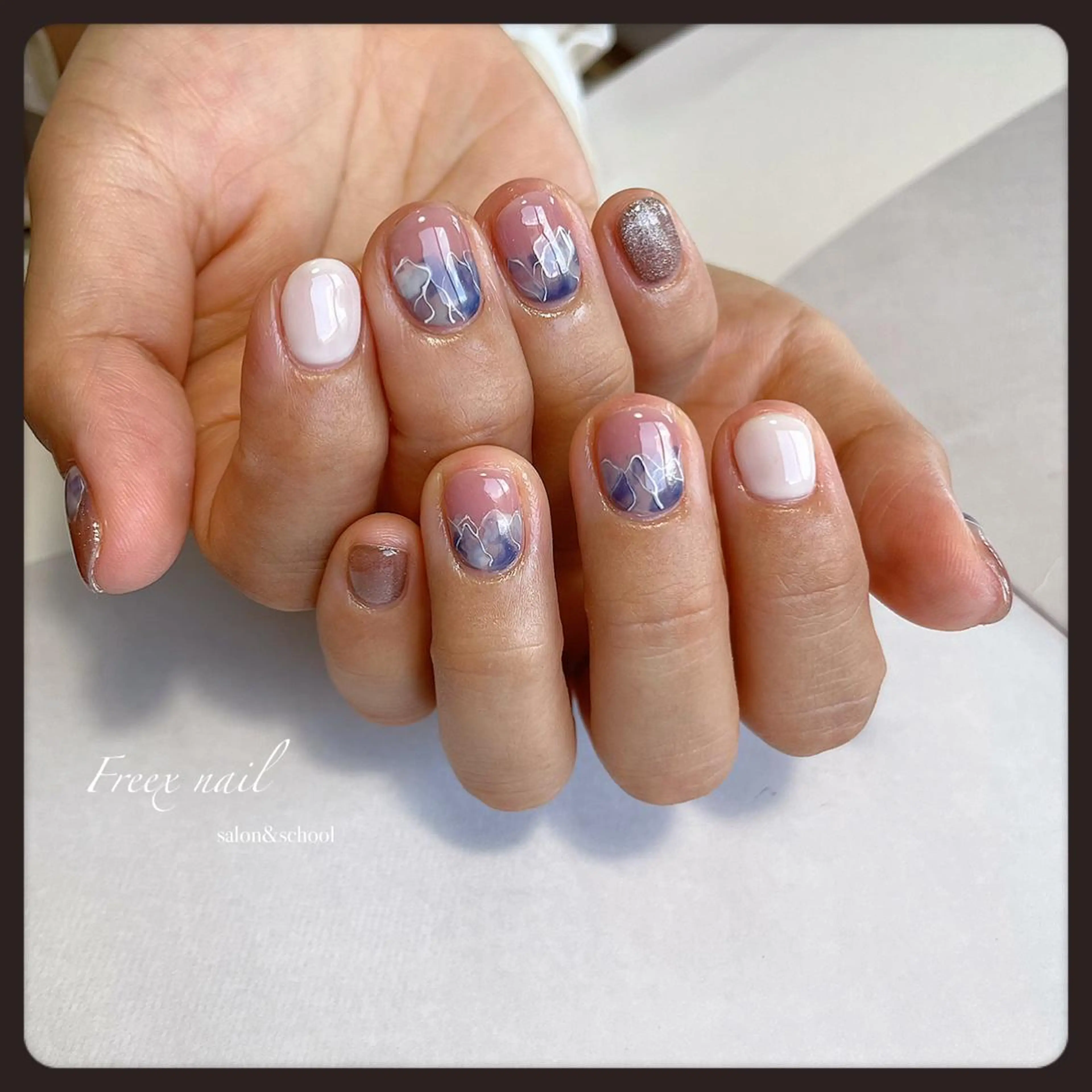 ネイル ショートネイル ハンドネイル ハンドケア freex nail /ニュアンス/個性派のネイルデザイン