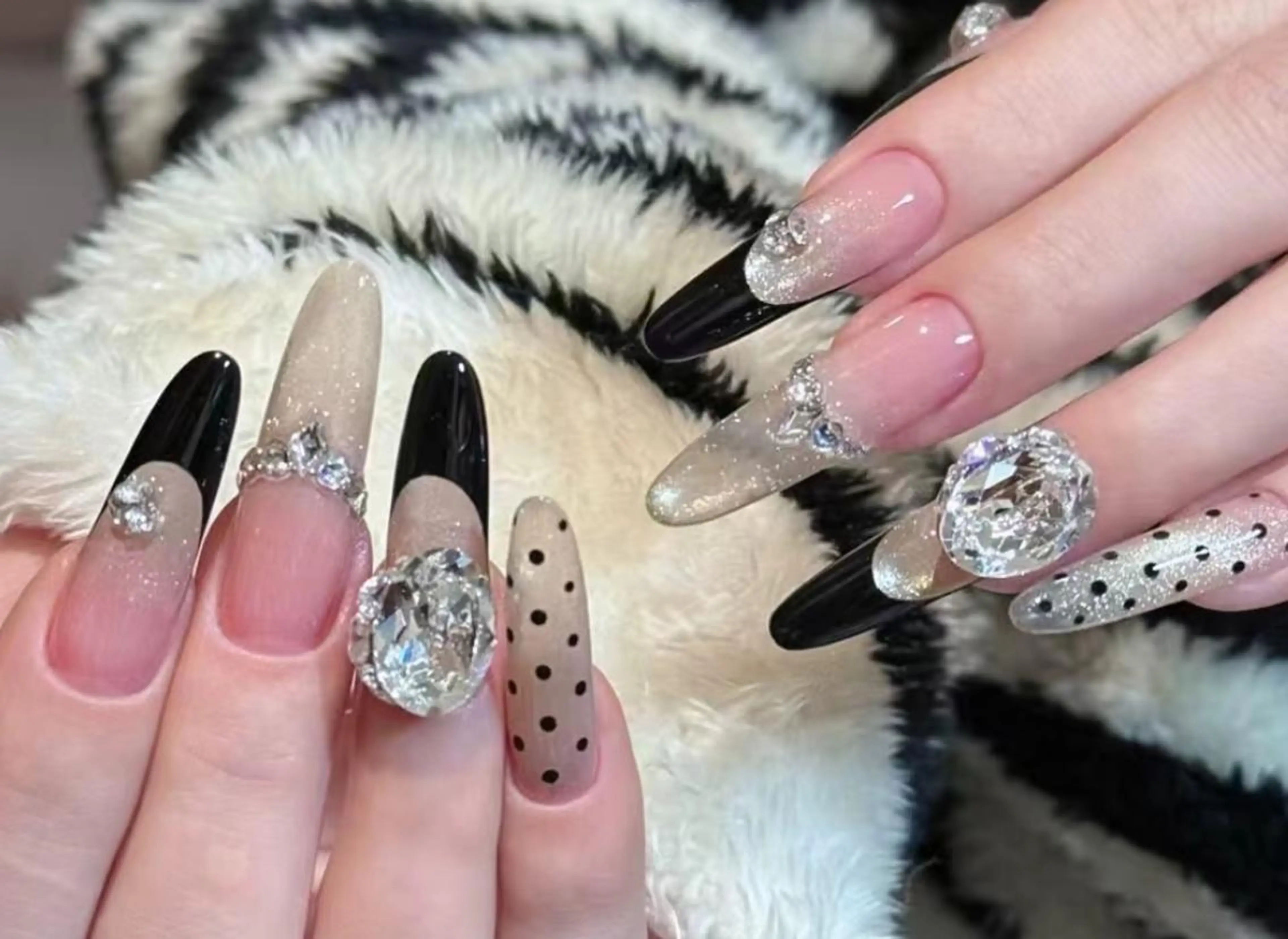 ネイル ハンドネイル エリ🫧 nail池袋東口のネイルデザイン