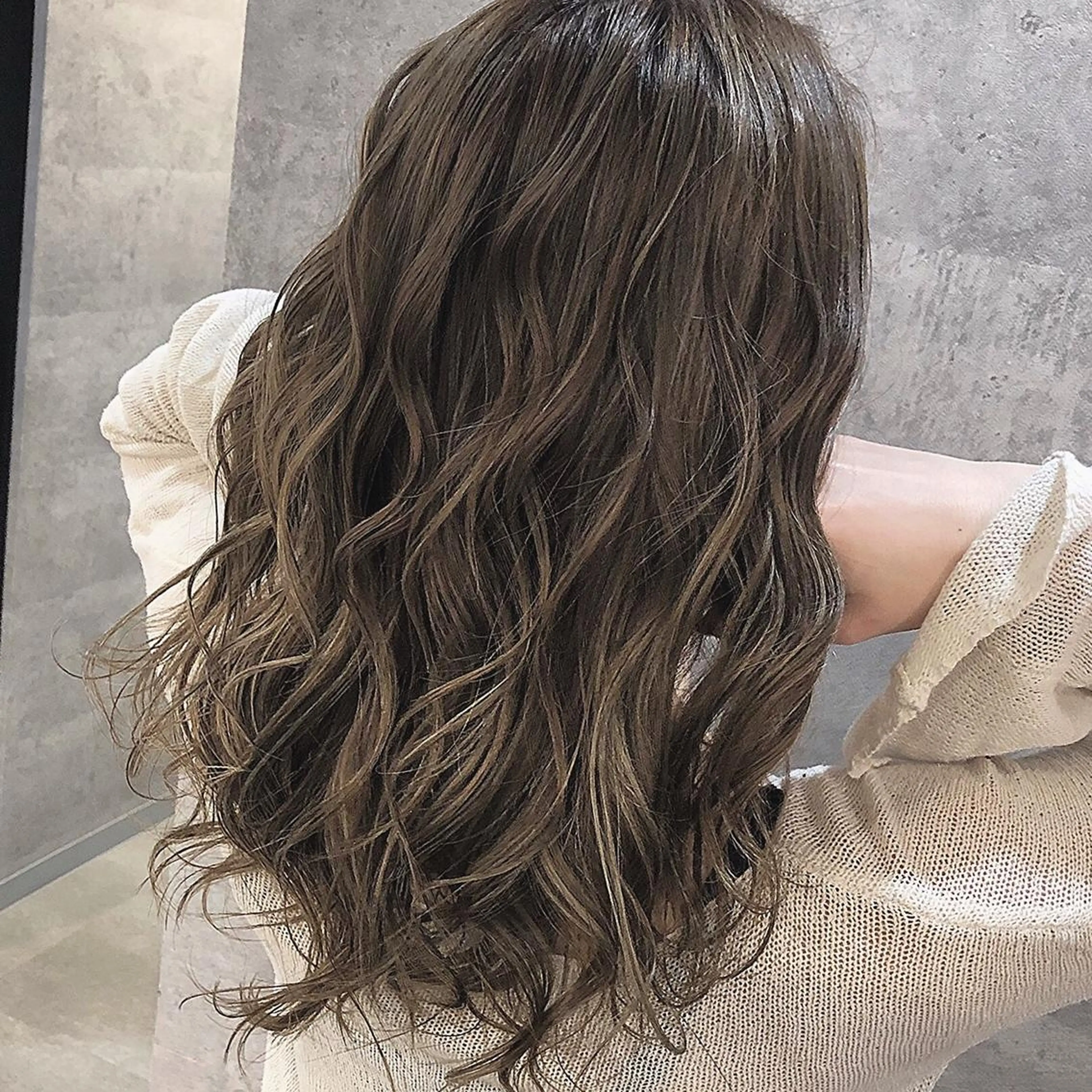 ロング ハイライト ✨MiL✨ ✨心斎橋✨のヘアスタイル