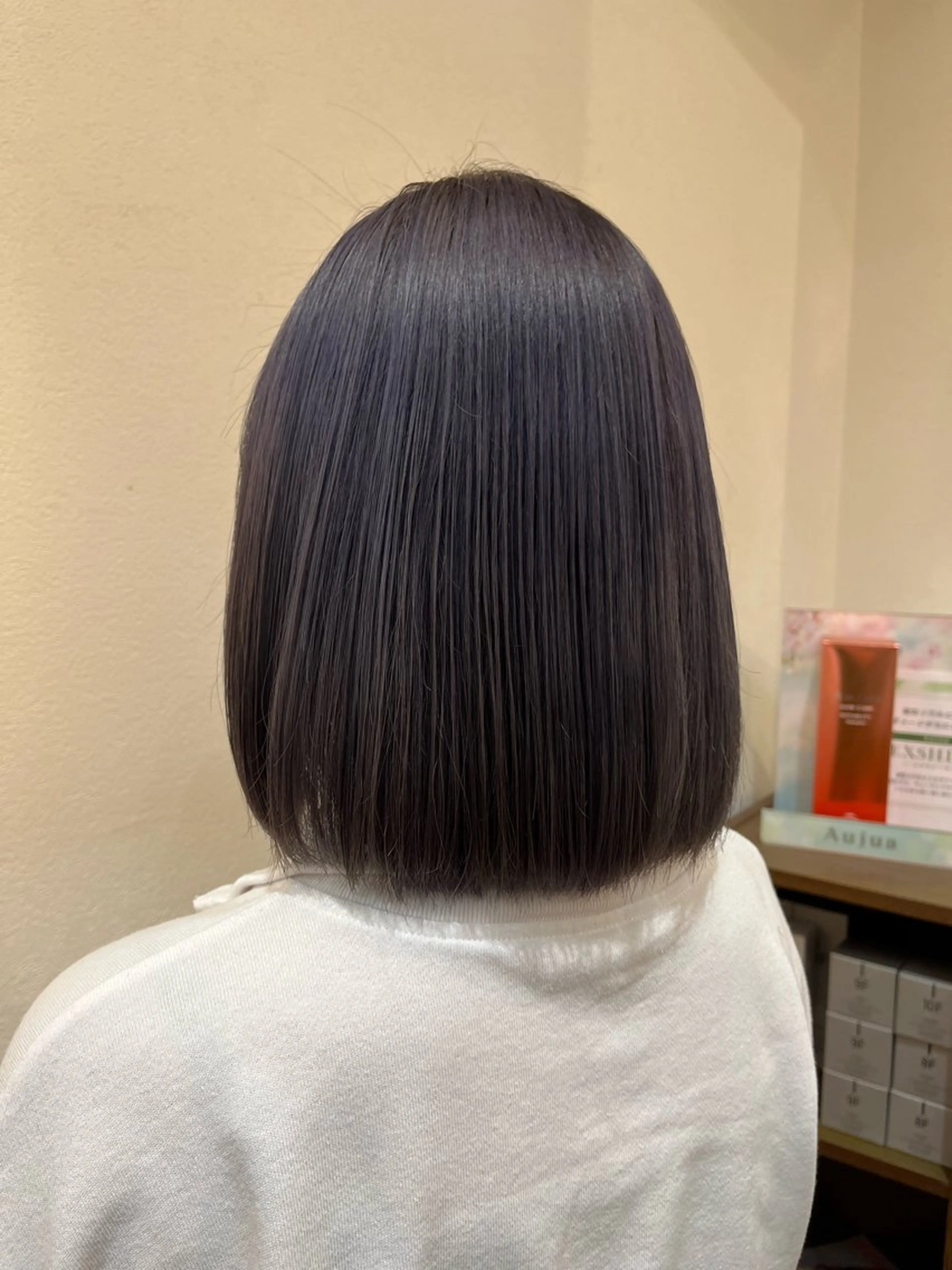 ショート カラー ヘッドスパ 玉置 咲彩のヘアスタイル