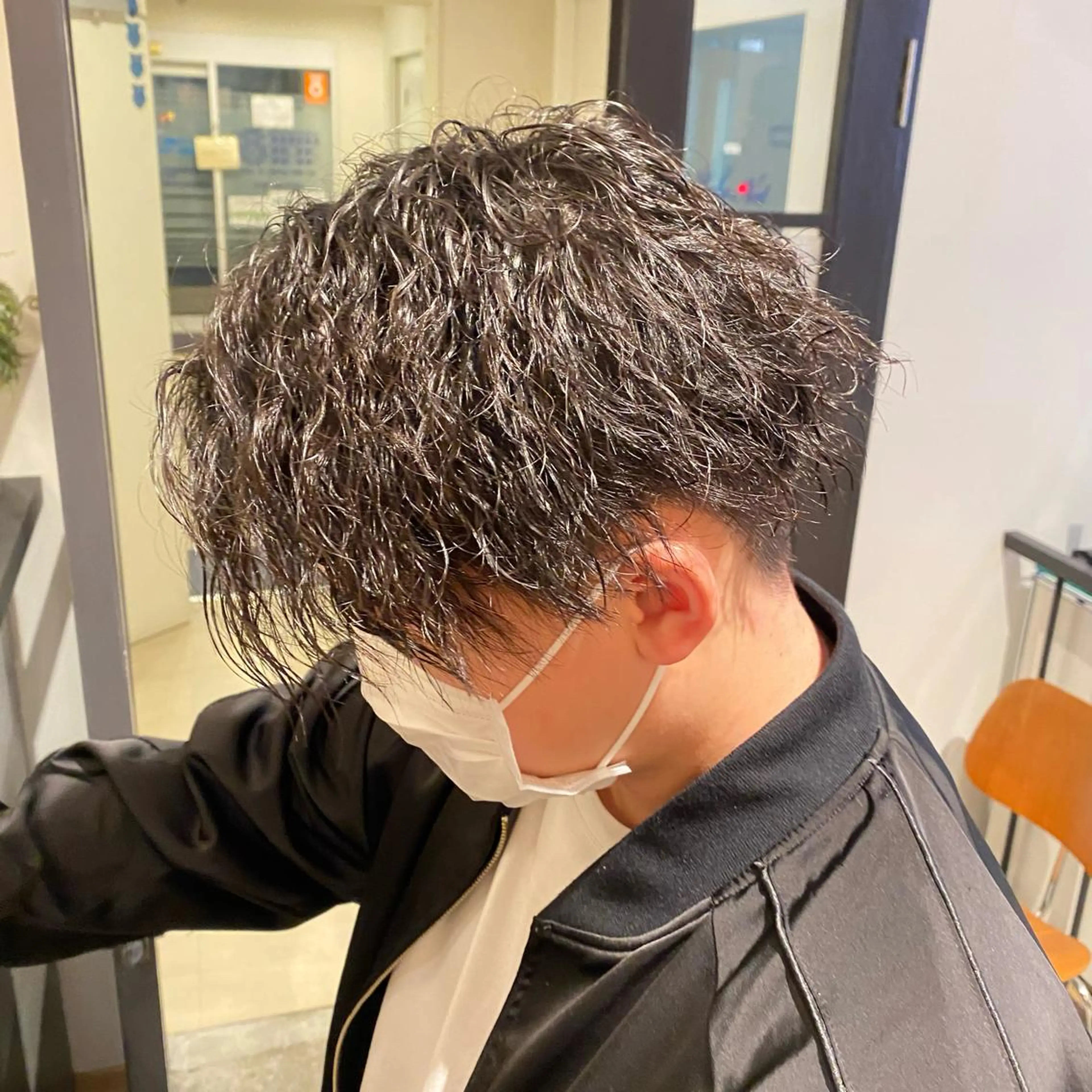 パーマ メンズ 丸田 幹太のヘアスタイル