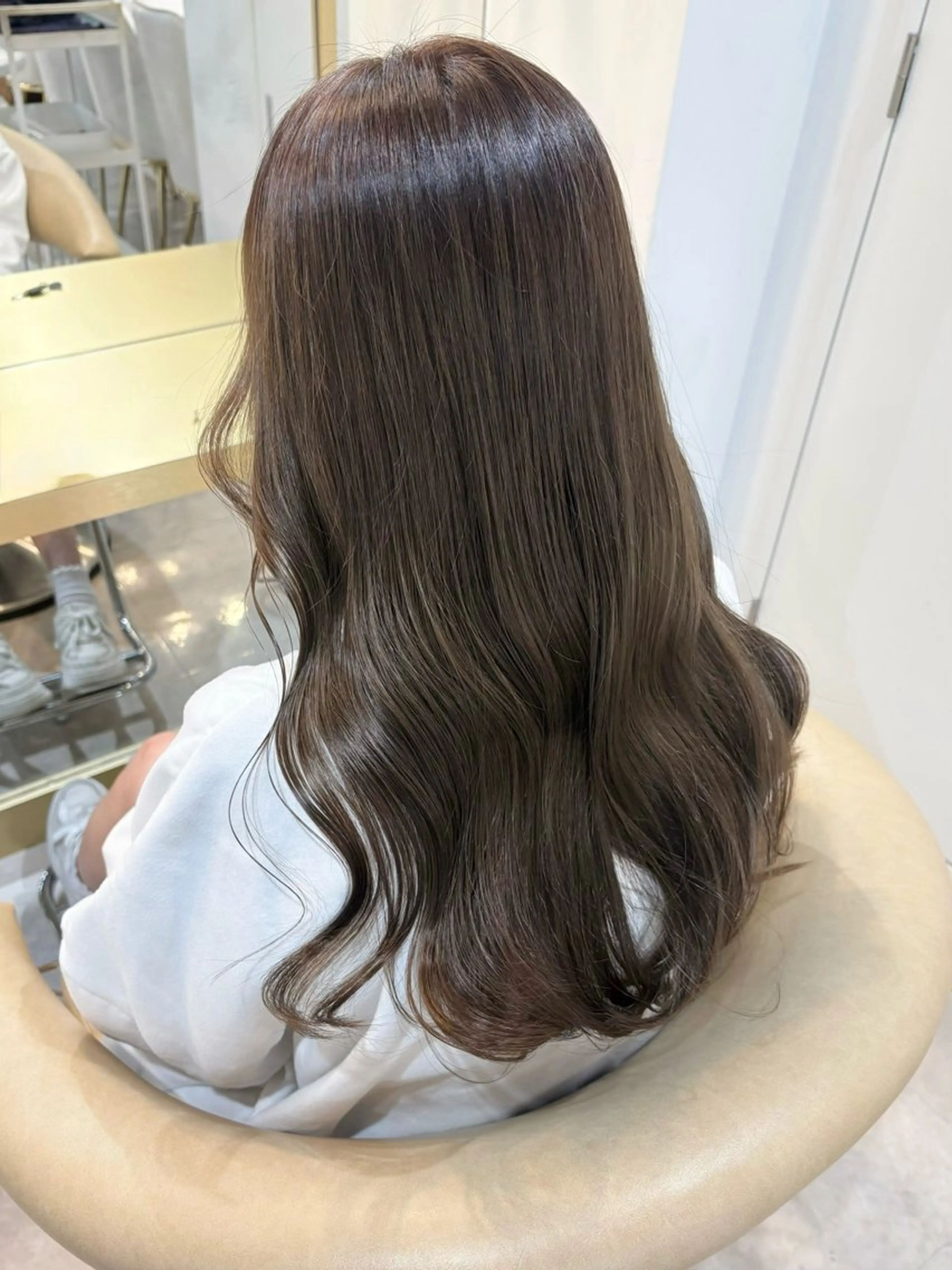 ロング カラー カット ヘアカラー トリートメント moeka レイヤー /艶カラー/韓国のヘアスタイル