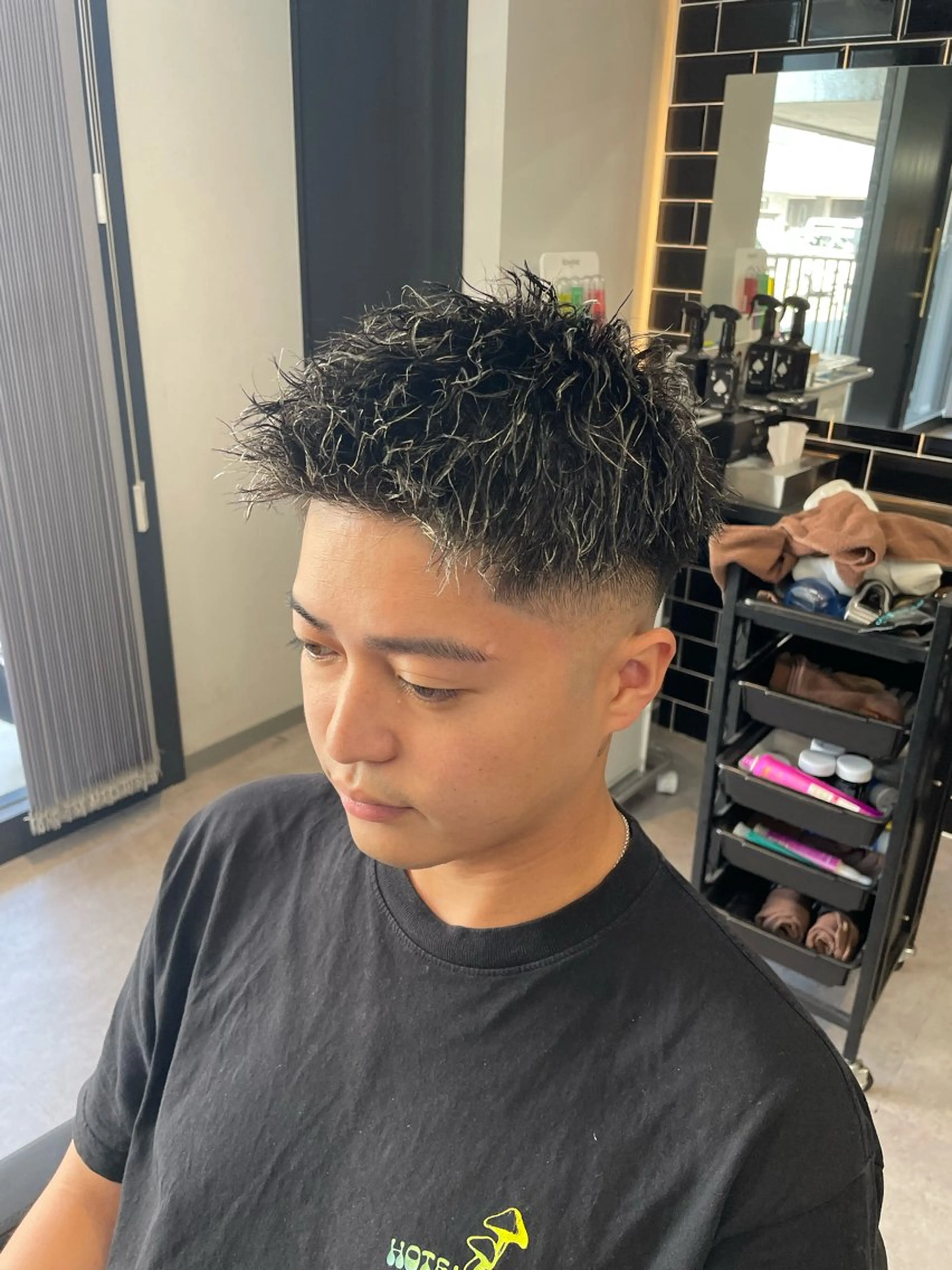 ショート カラー パーマ メンズ カット ヘアカラー パーマ 【men's Lapis横浜】海人のヘアスタイル