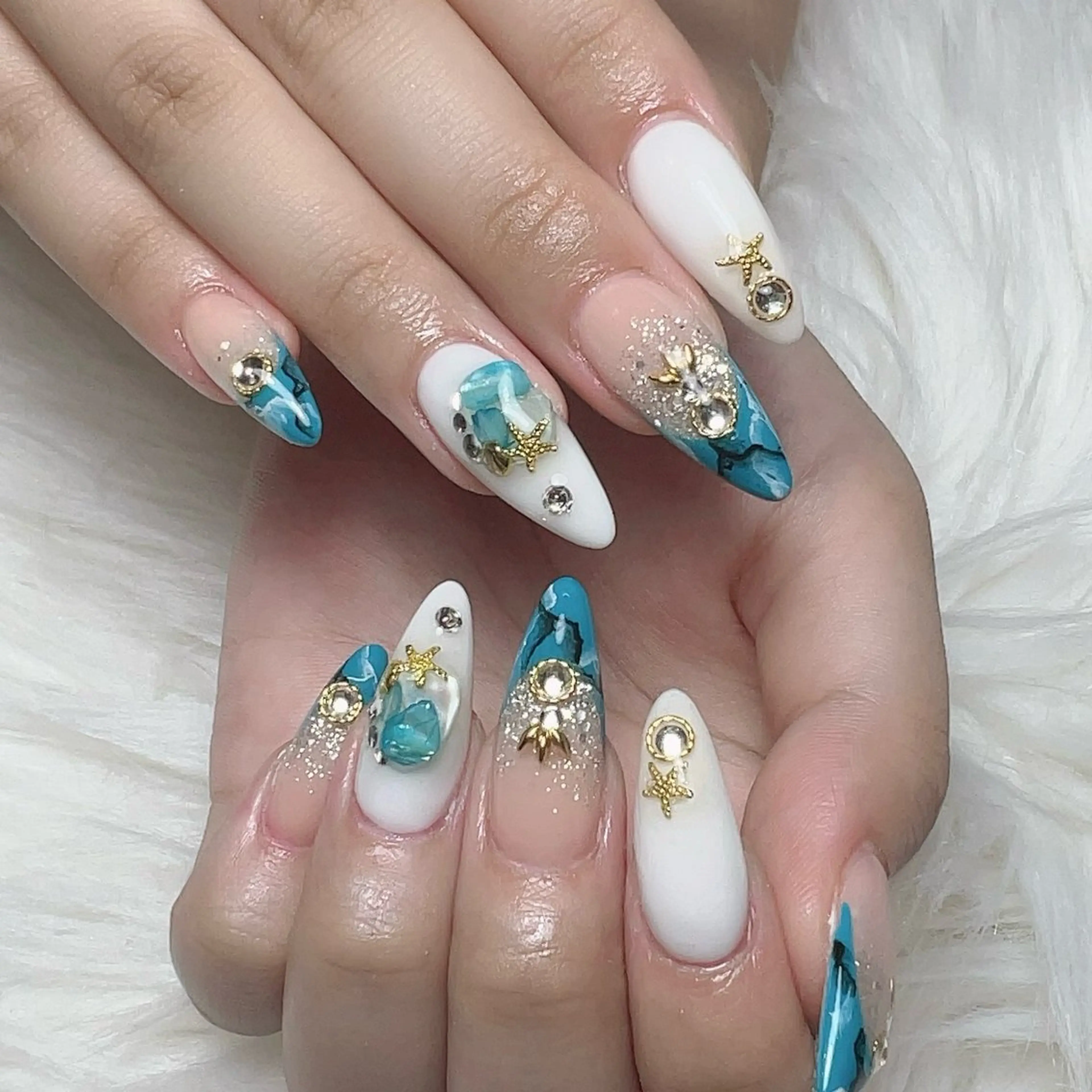 ネイル Nail salon EM（エム）諸星のネイルデザイン