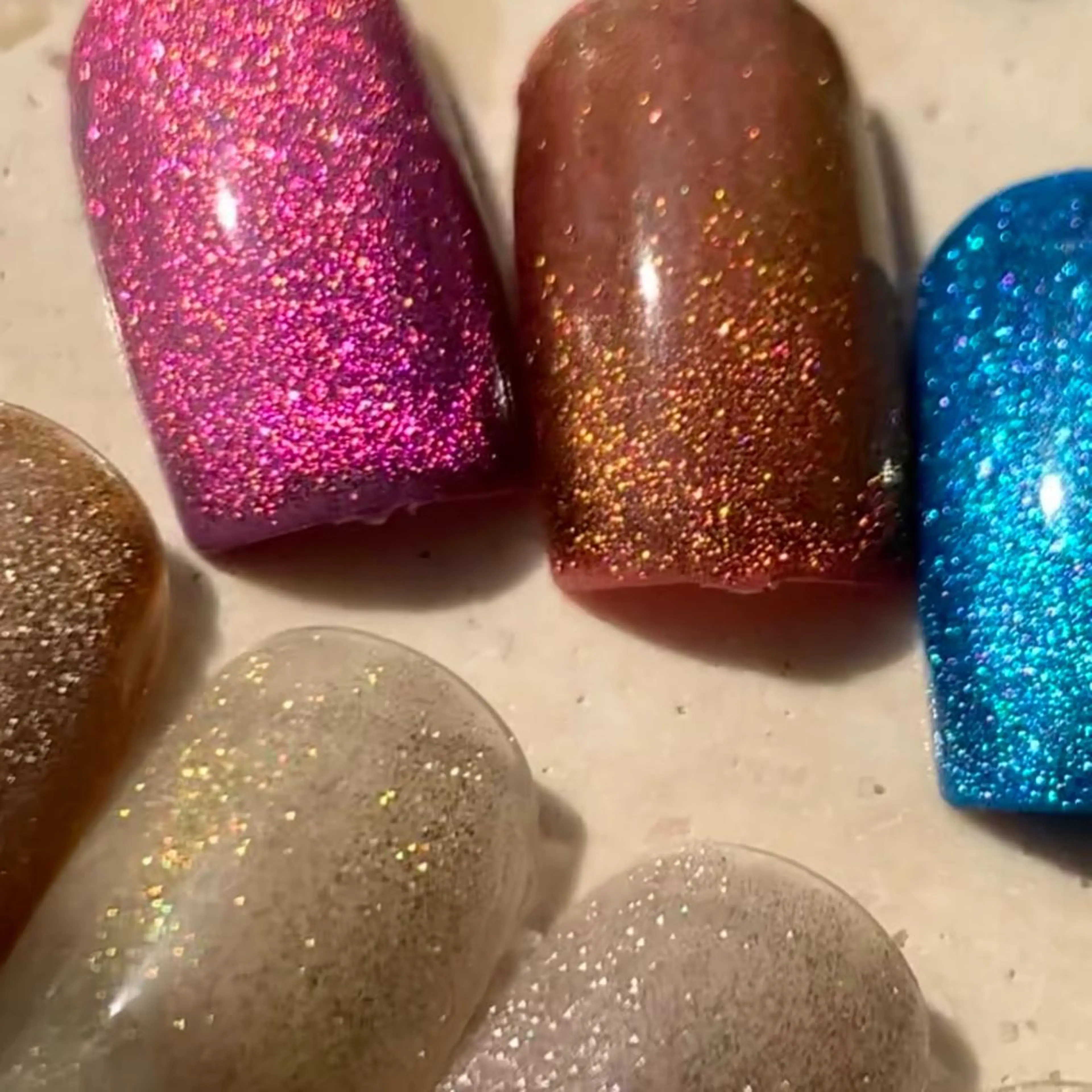 ネイル マグネットネイル T Kのネイルデザイン