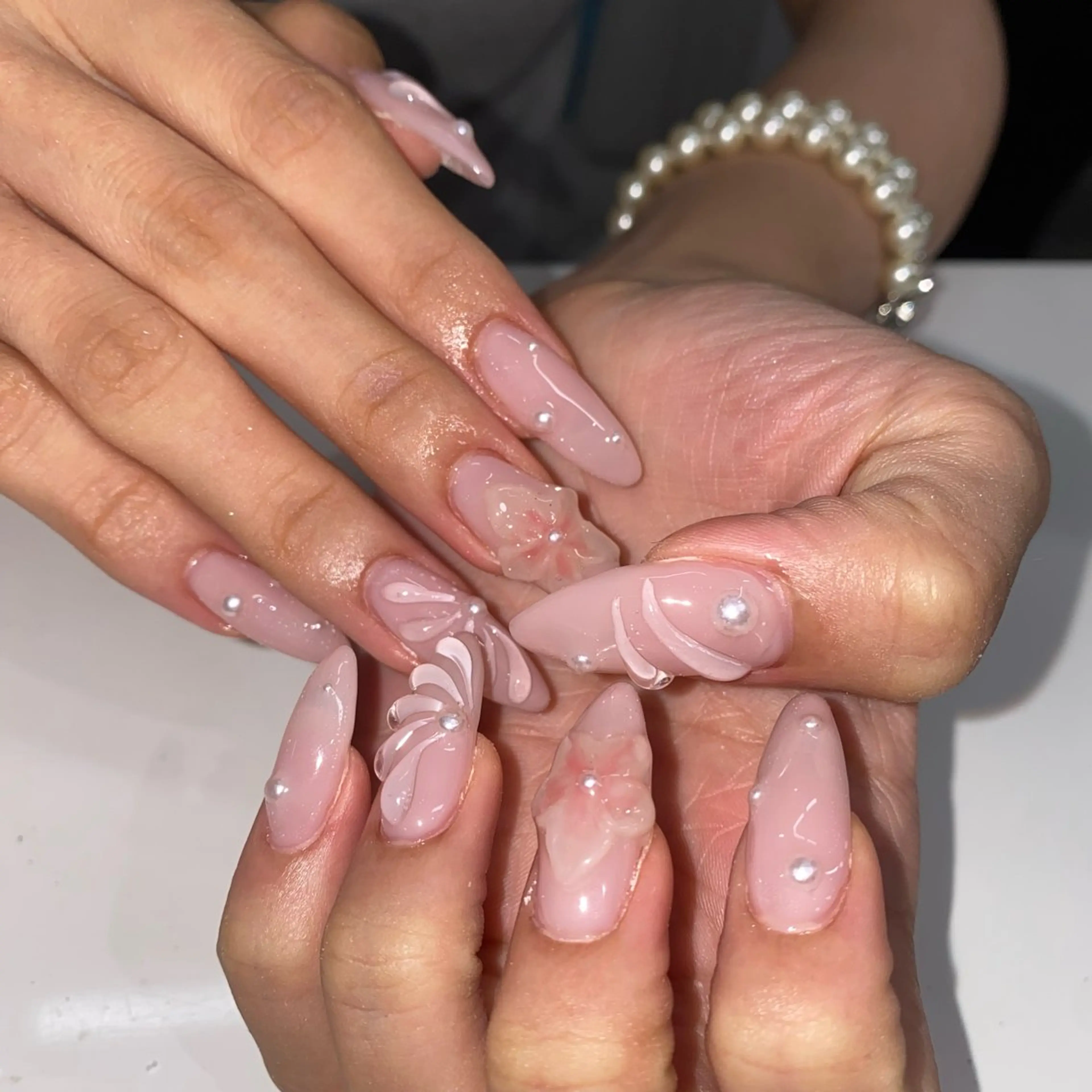 ネイル アートネイル クリアネイル ぷっくりネイル ハンドネイル 🎼yuuka/池袋 🎼WOLTOKYOのネイルデザイン