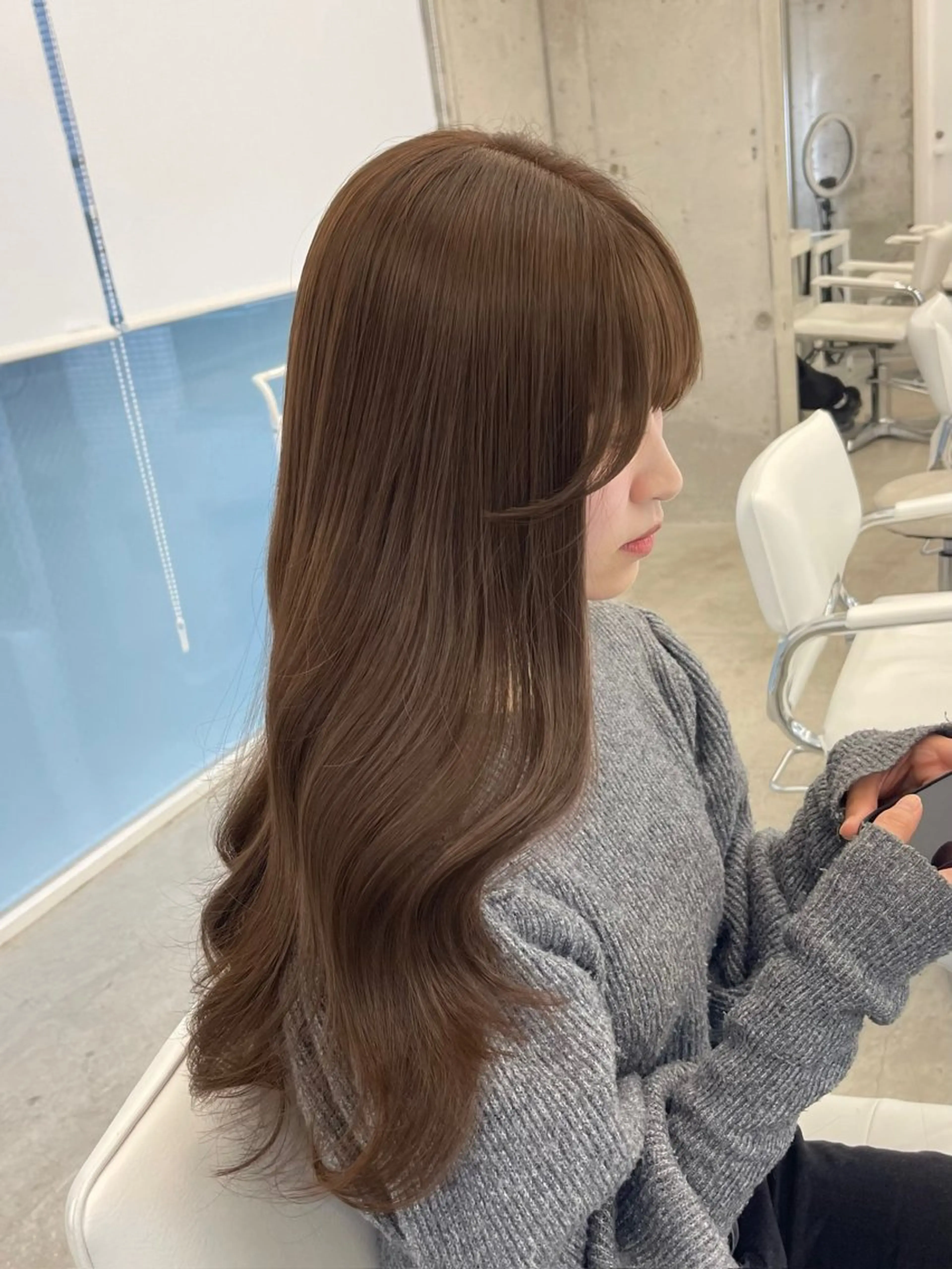 ロング レイヤーカット 透明感カラー表参道のヘアスタイル