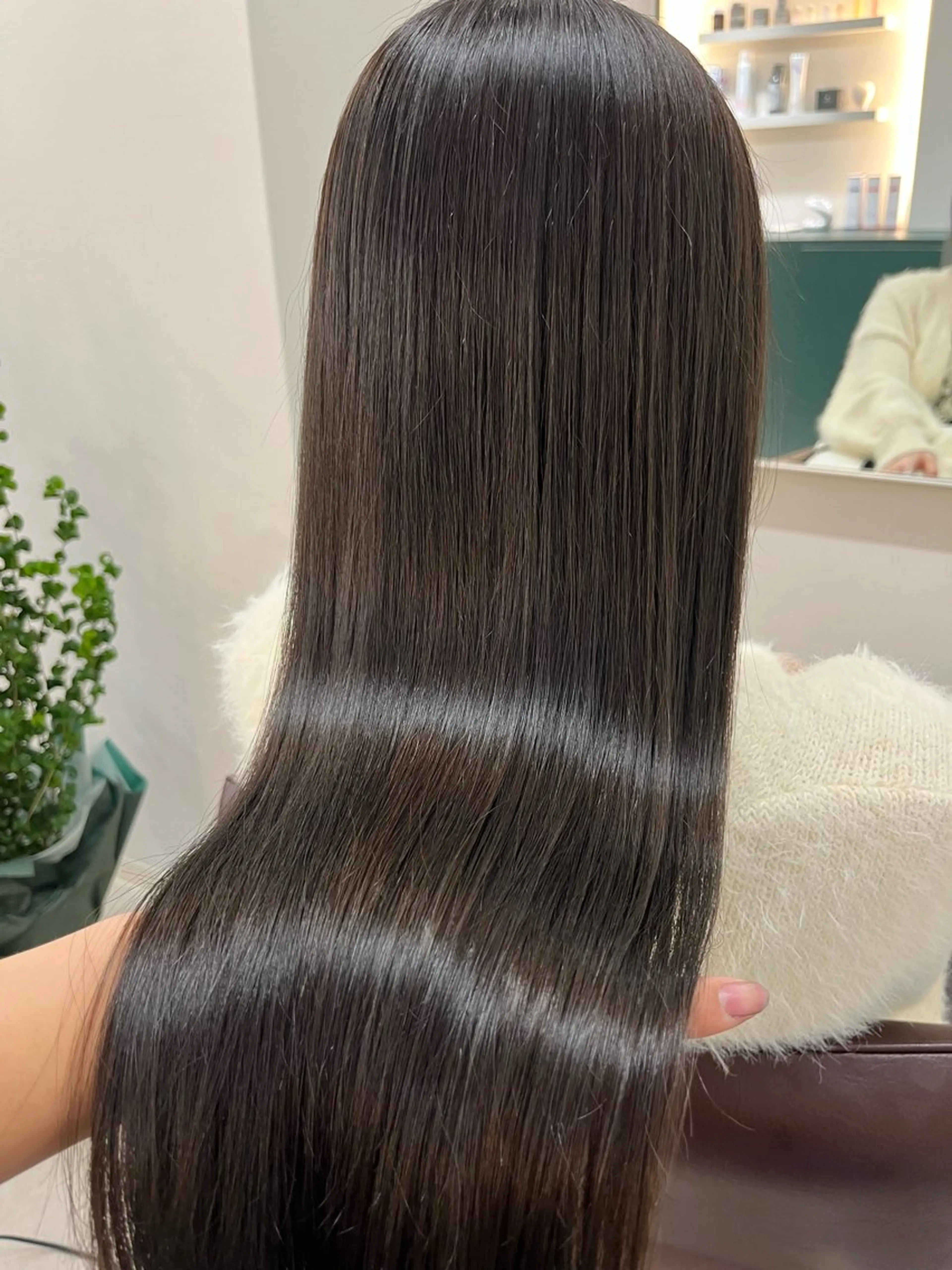 ロング カラー ブラウンカラー オリーブブラウン カット ヘアカラー トリートメント 🦋レイヤー職人 猪瀬玲奈🦋のヘアスタイル