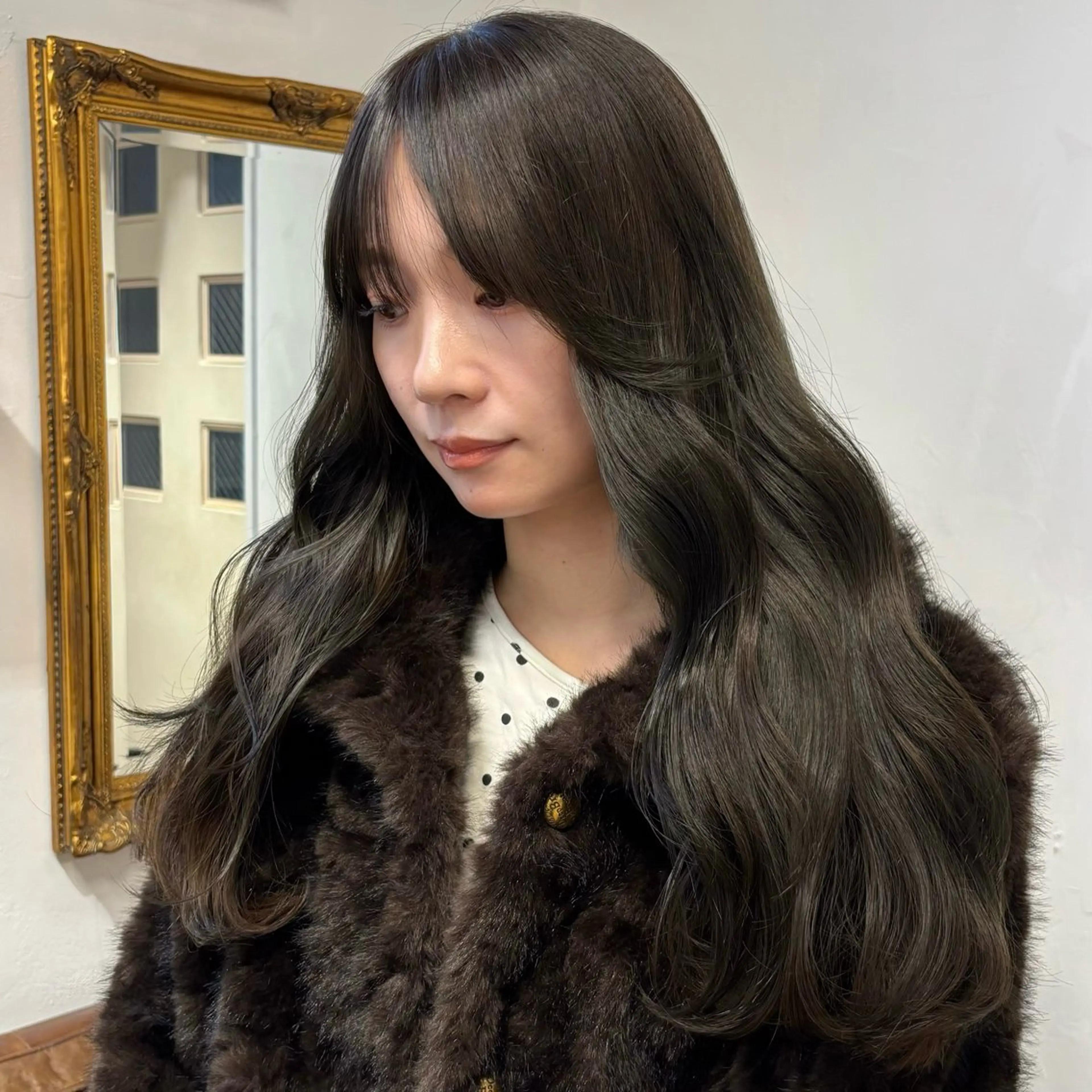 ロング ヘアカラー トリートメント 盛れる透明感カラー・ momokaのヘアスタイル