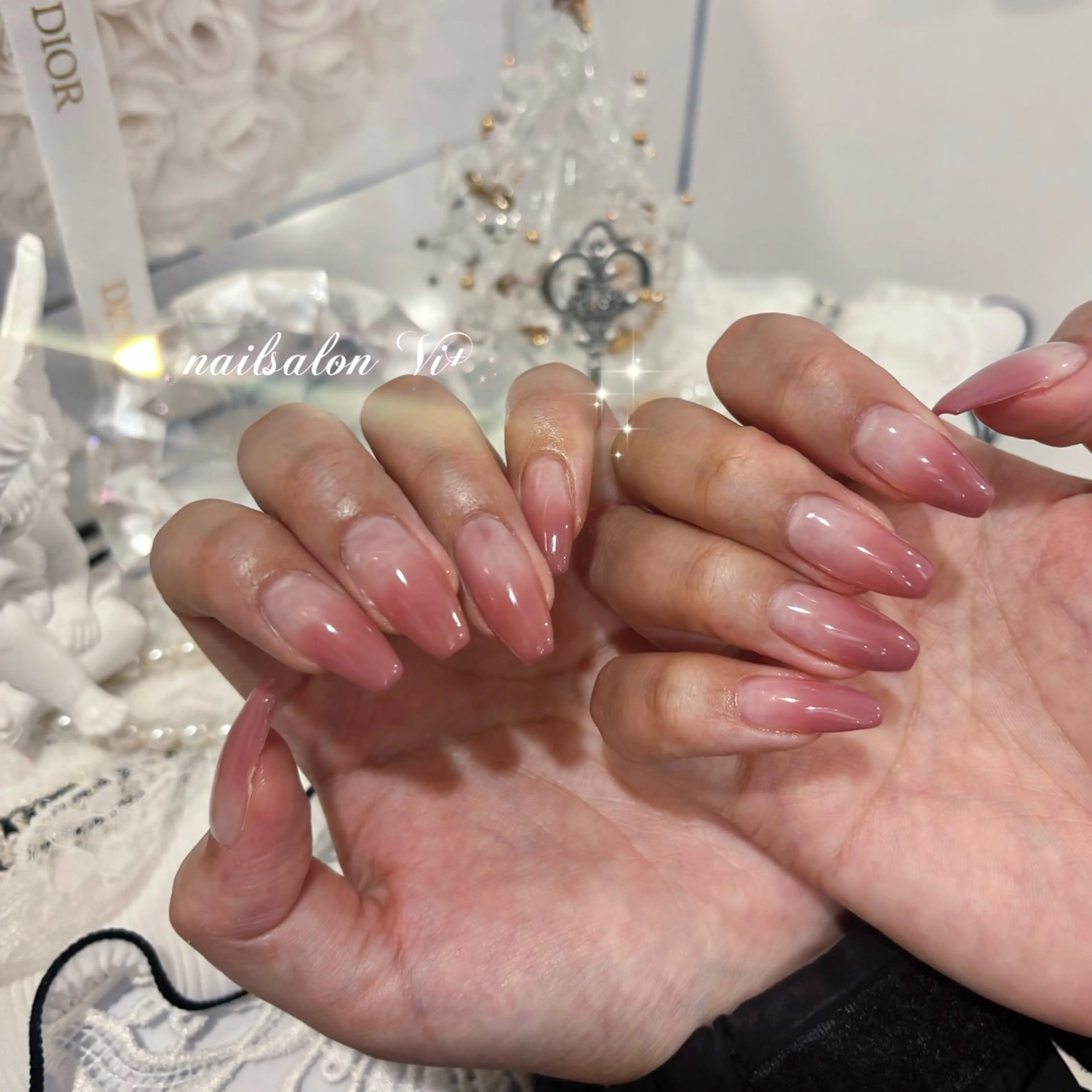 人気no.2👑ワンカラーorグラデーションネイル🌈の写真