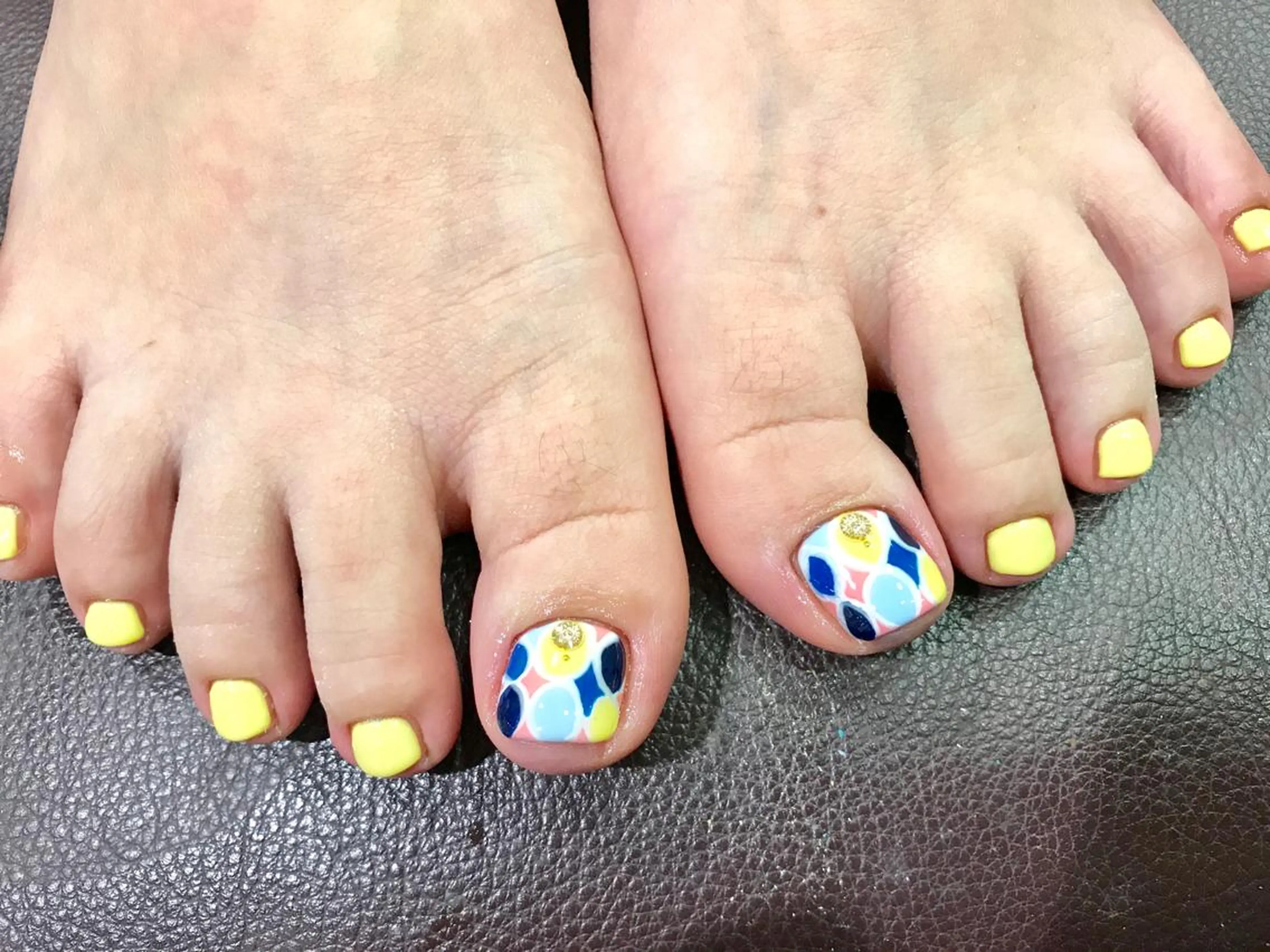 ネイル フットネイル Charme. NOBUKOのネイルデザイン