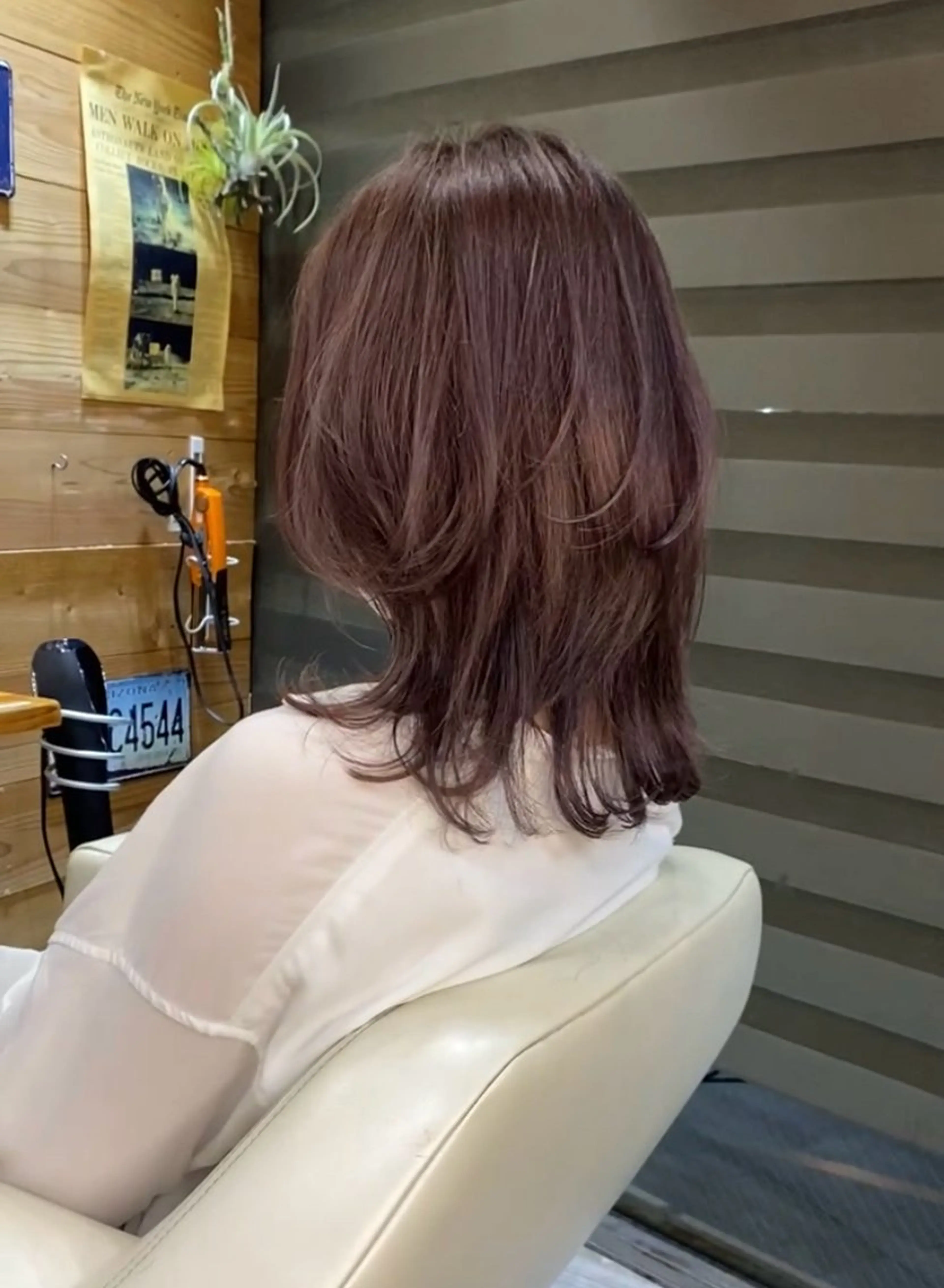 セミロング カラー 山田 晃輔のヘアスタイル