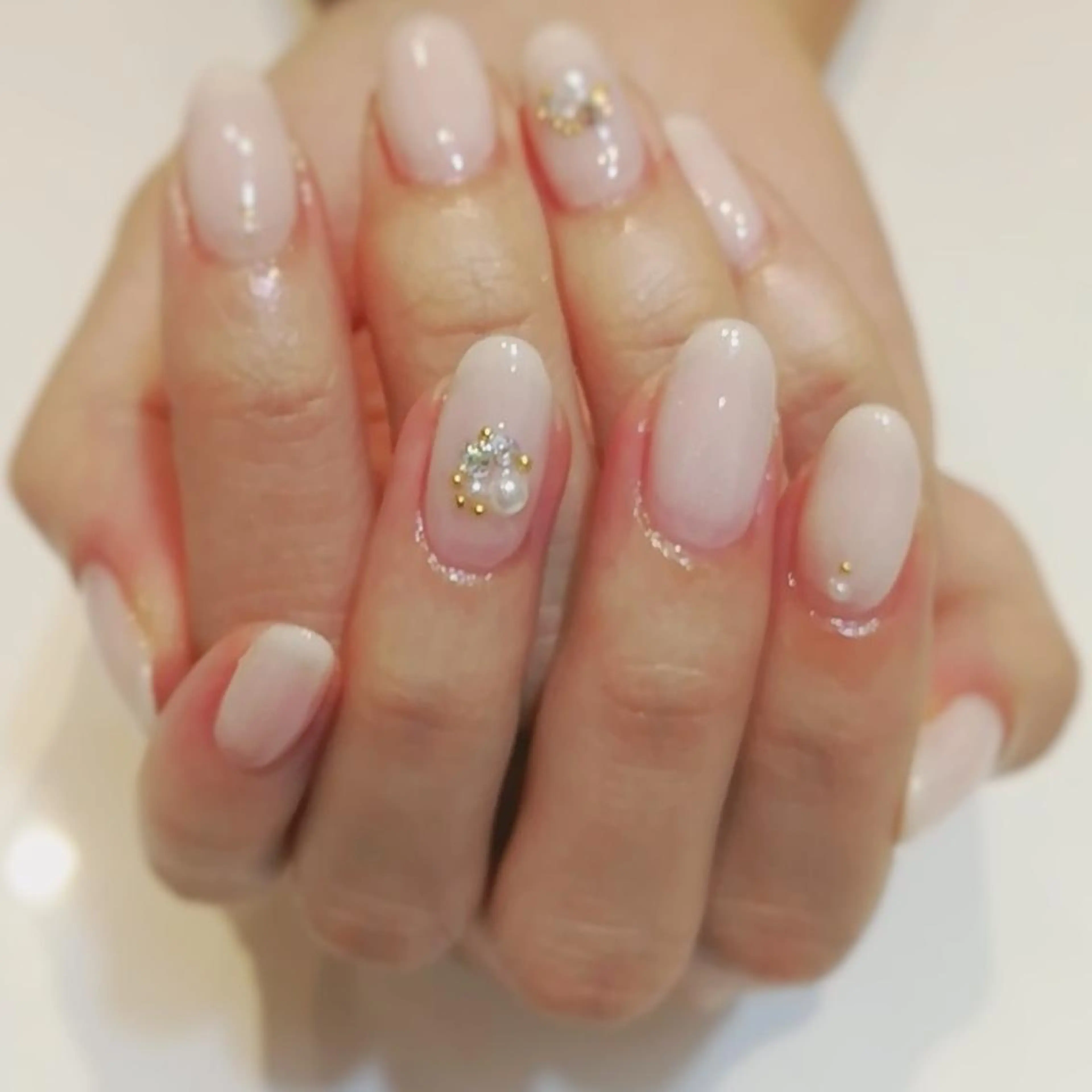 ネイル Director金野 麻衣子のヘアスタイル