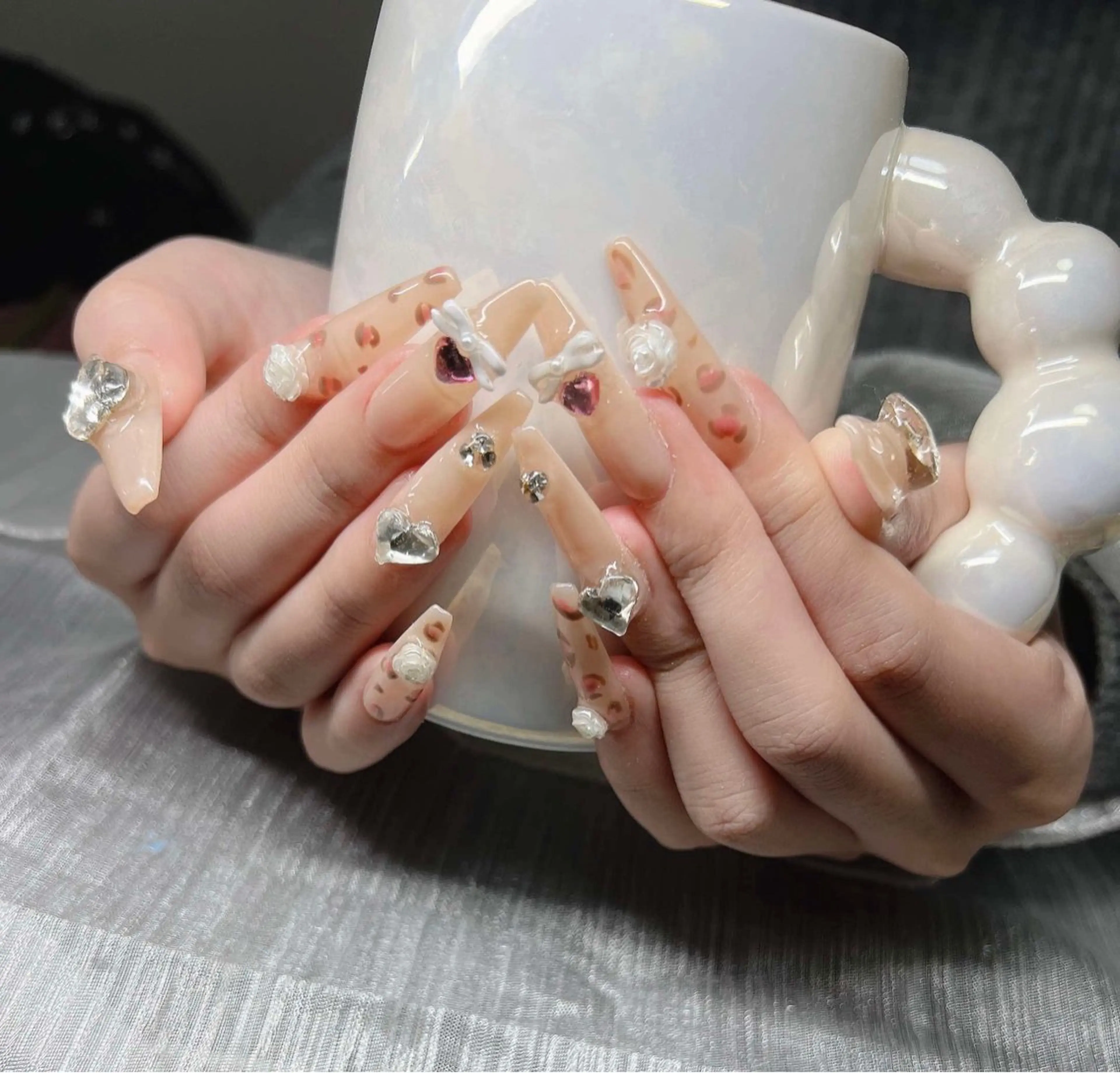 ネイル 長さ出し グラデーション 卒業式 キラキラネイル マグネットネイル Lee Nails チップ長さだし専門店のネイルデザイン