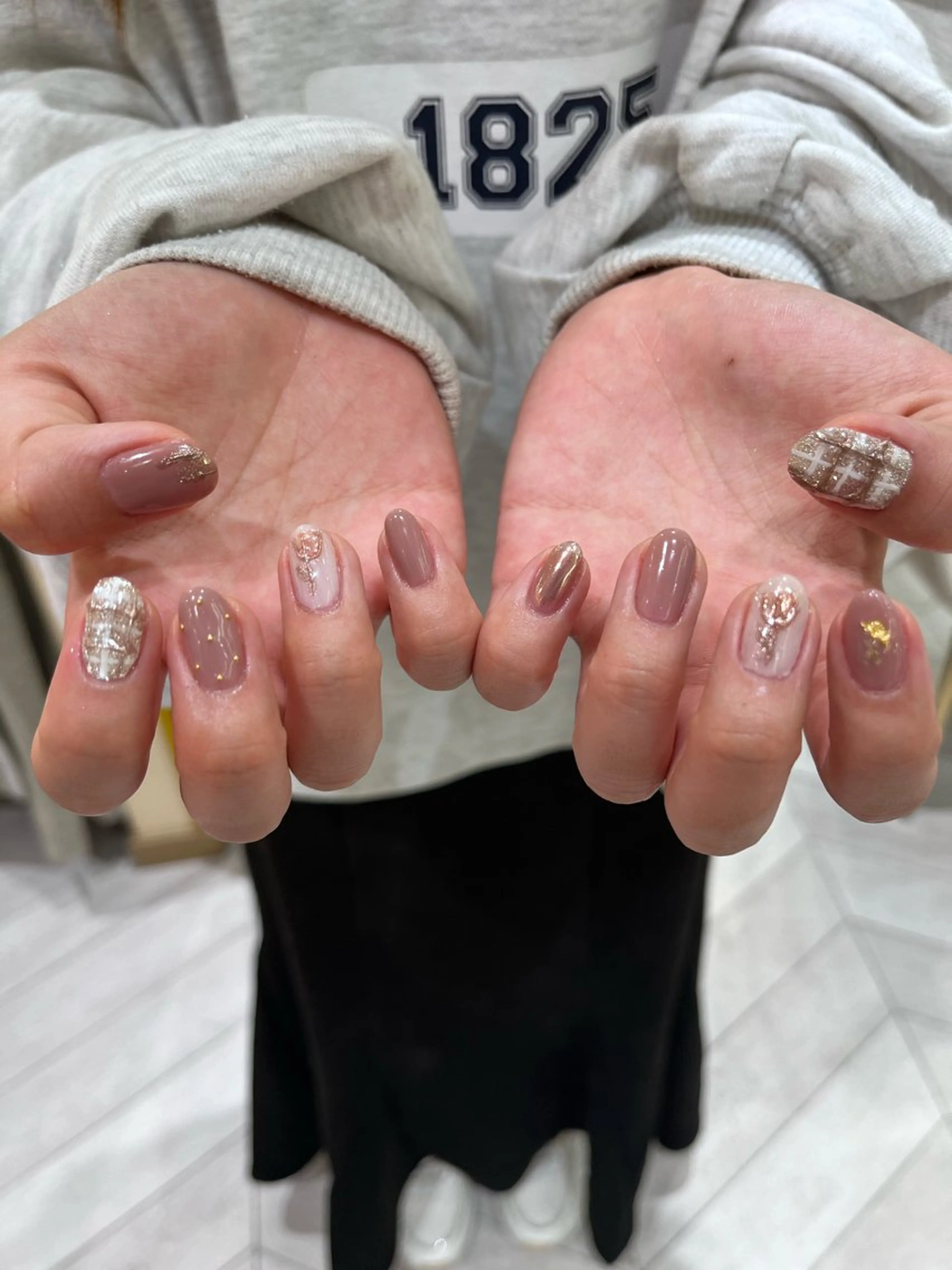 ネイル ハンドネイル ∴Sanae. ∴ トータルビューティーのマツエク・マツパデザイン