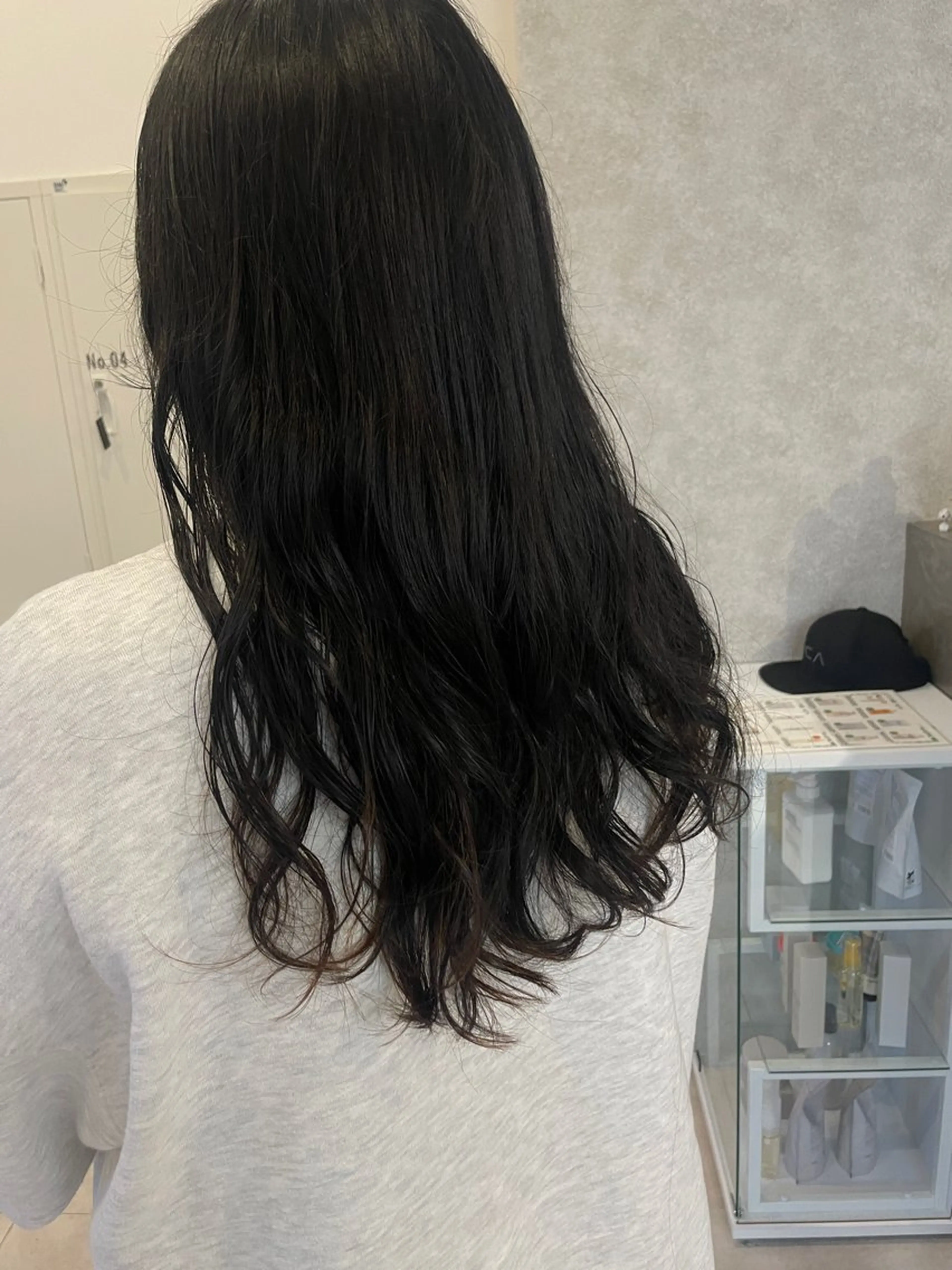 ロング パーマ パーマ Agu hair  Neon所属・坂井 里奈のヘアスタイル