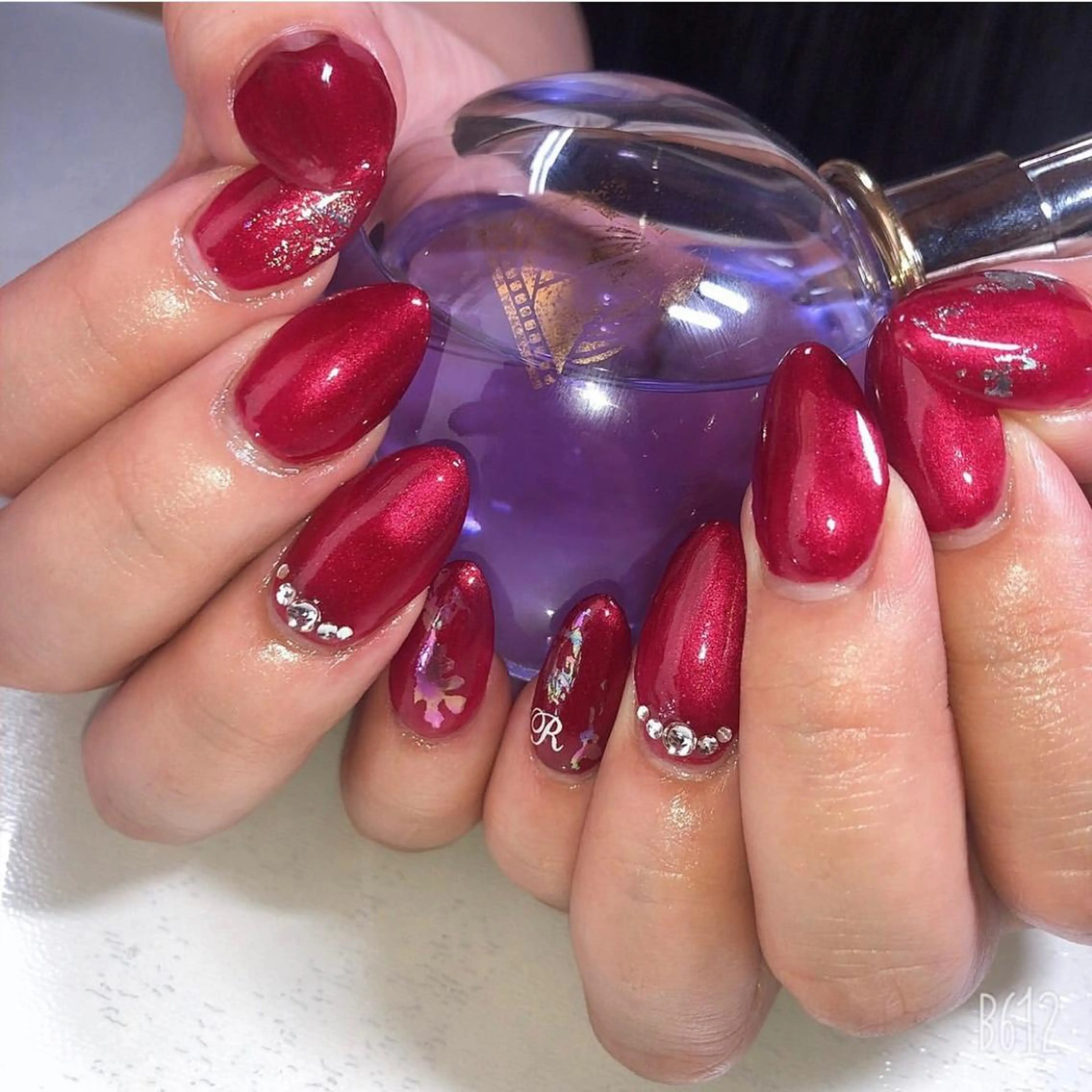 ネイル ボルドー ジェルネイル キラキラネイル ラメ(グリッター) シンプルネイル A"nail ネイリストayanaのネイルデザイン