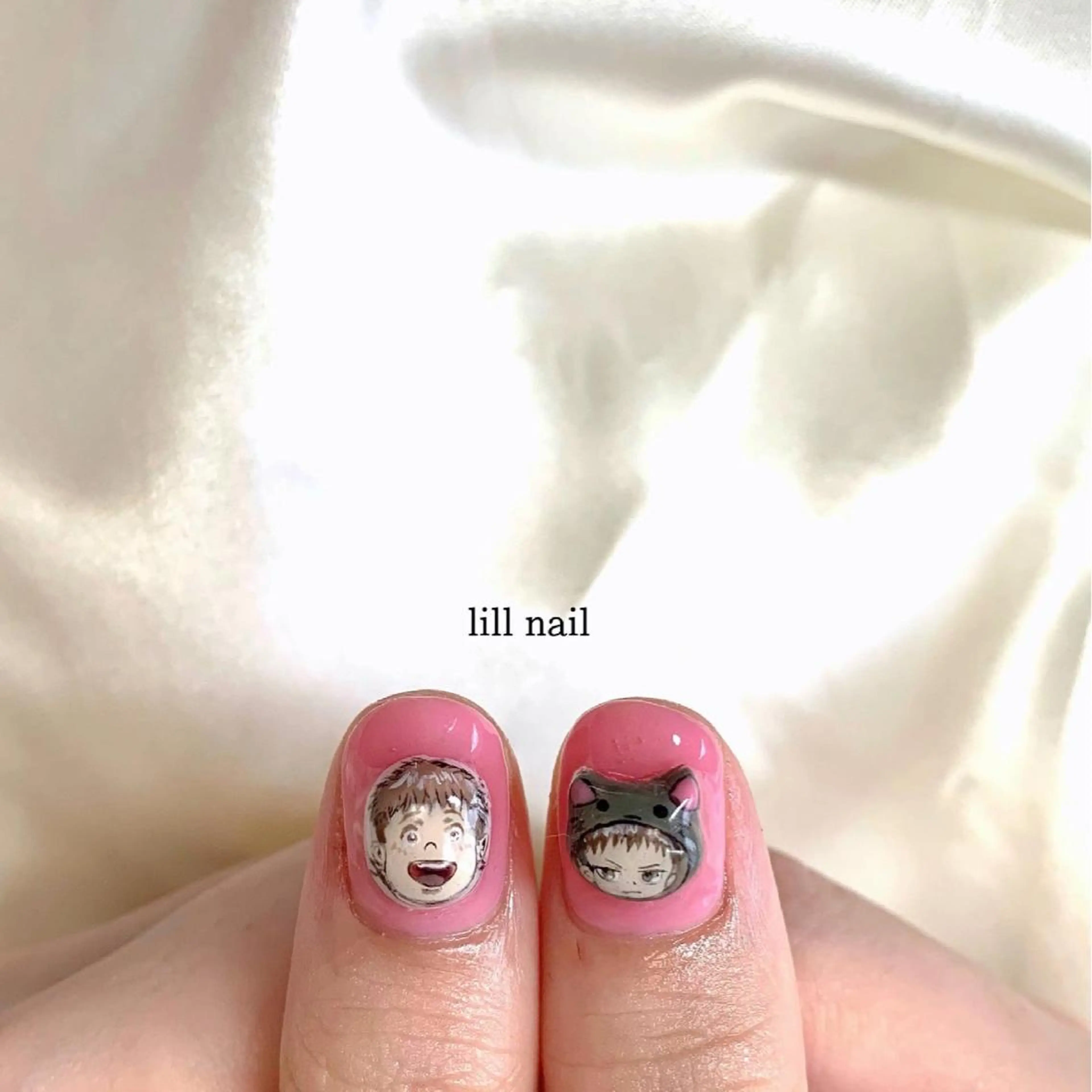 ミディアム pllia beautyのネイルデザイン