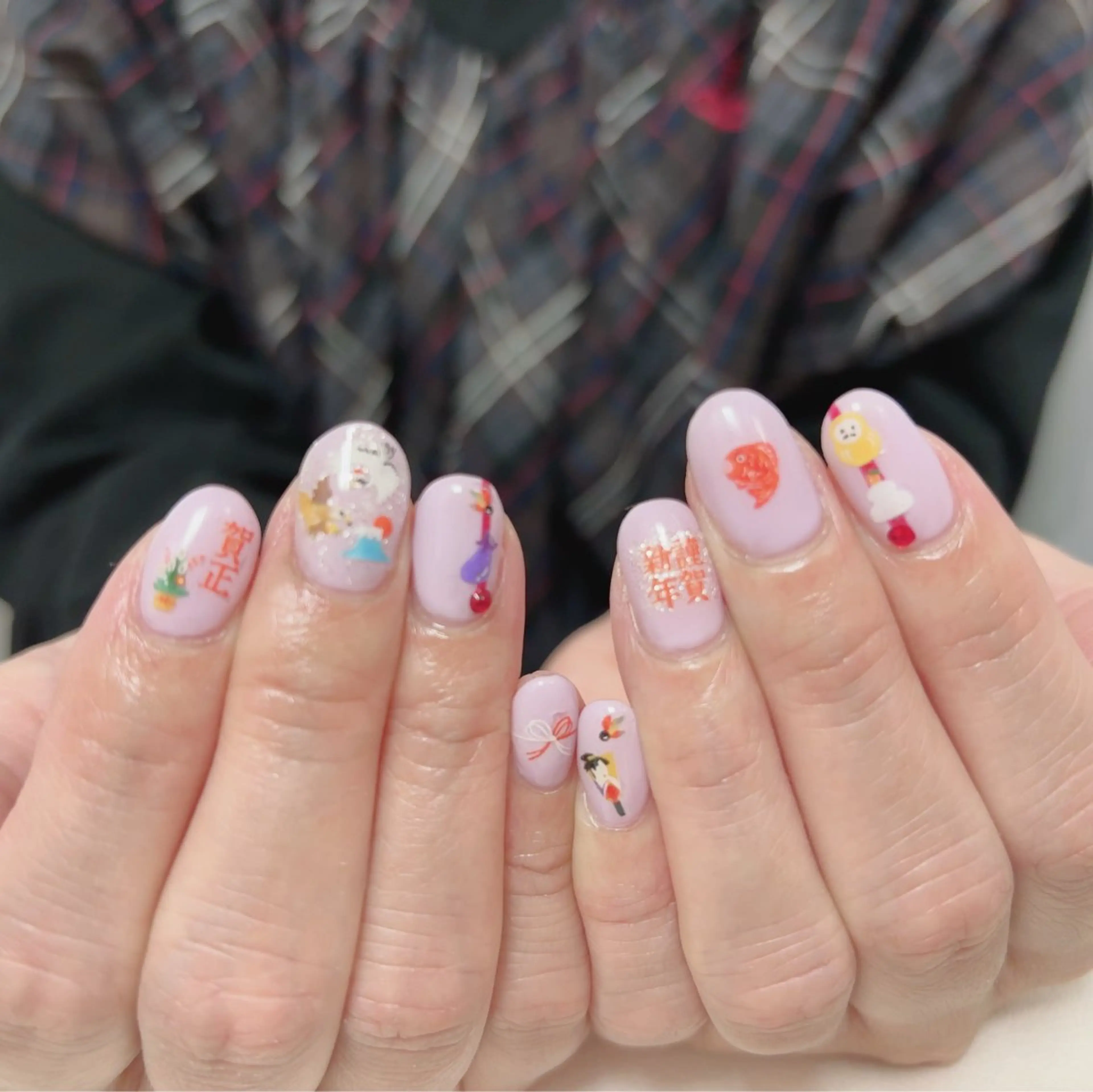 ネイル mano nella manoのネイルデザイン