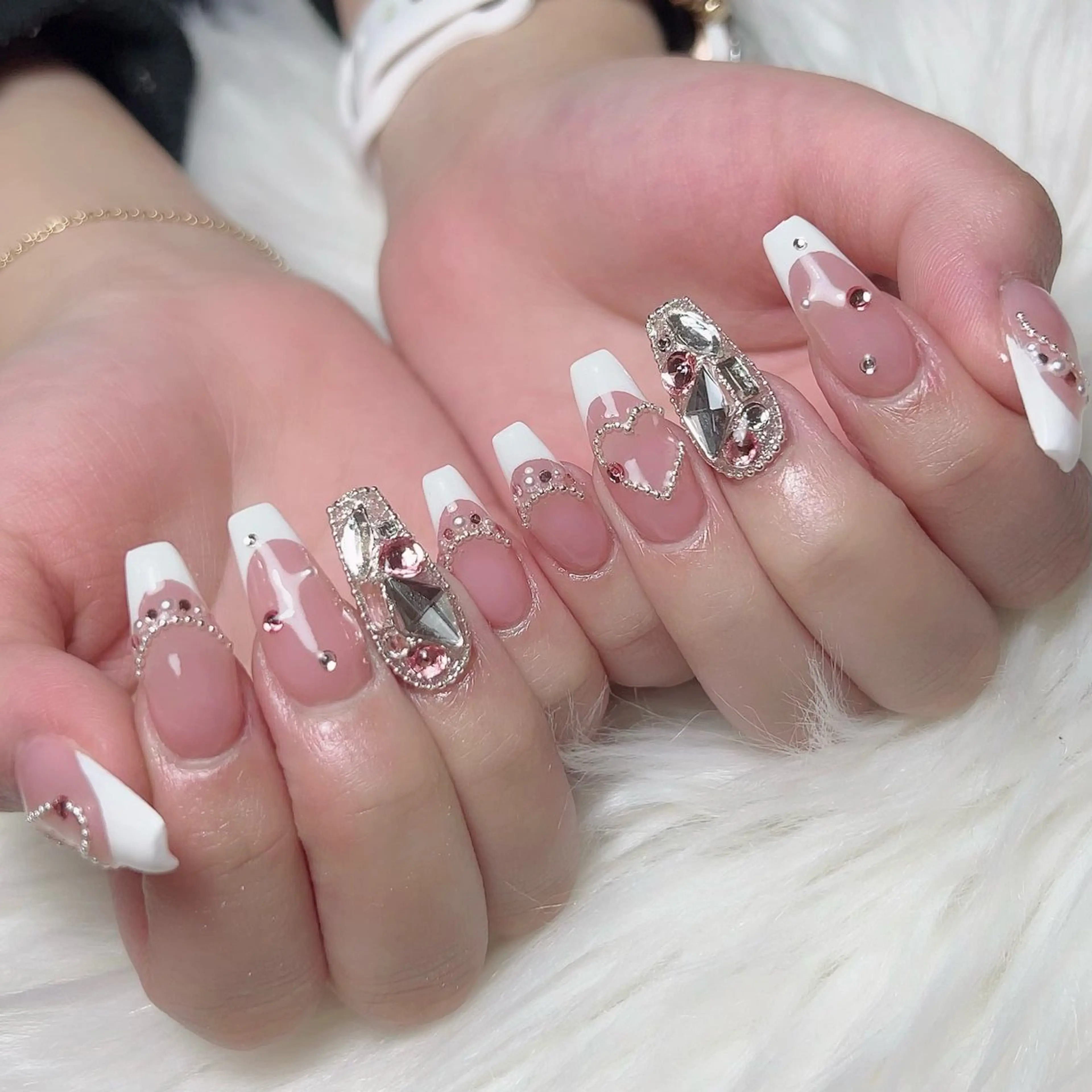 ネイル Nail salon EM（エム）諸星のネイルデザイン