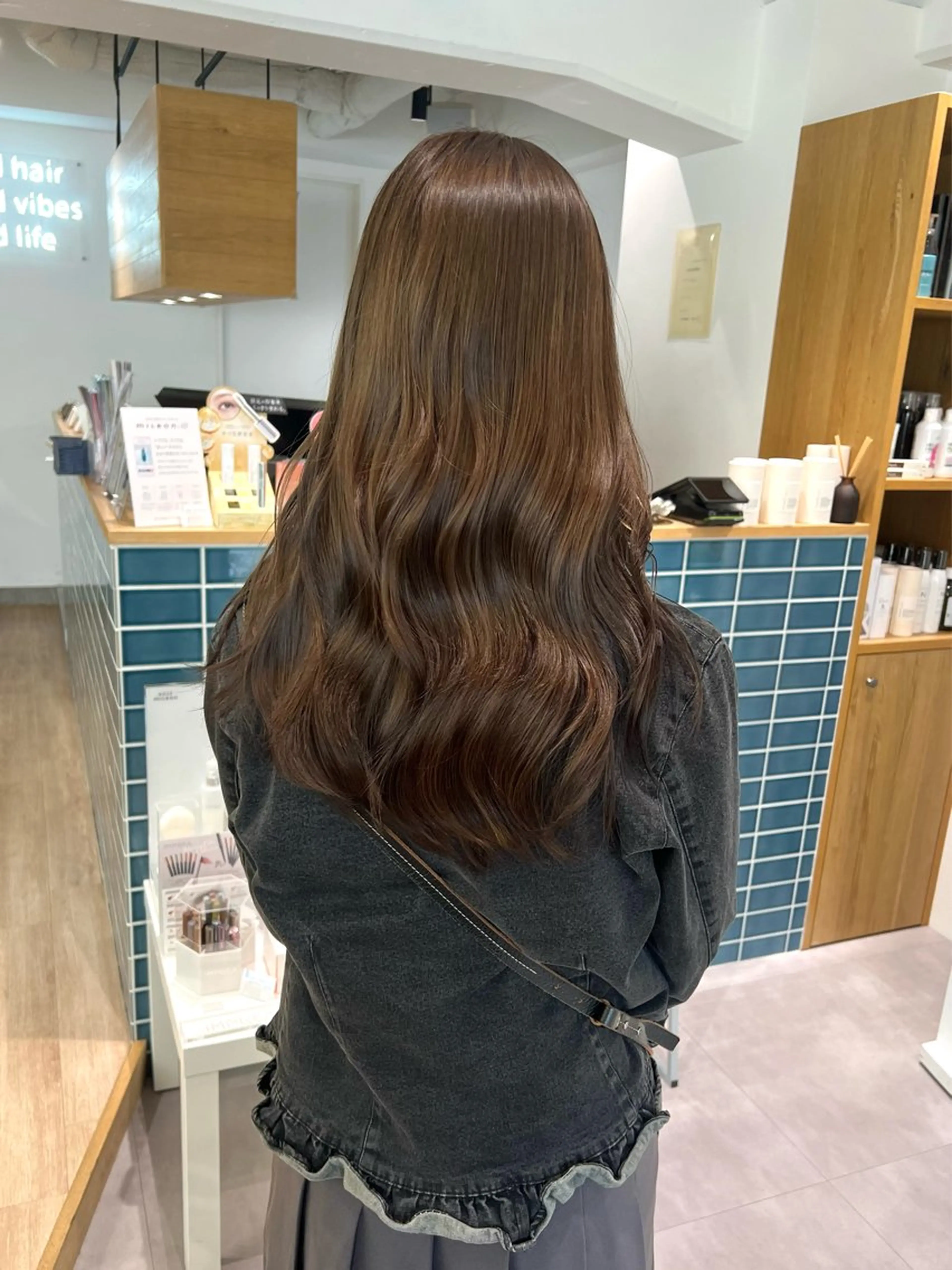 セミロング カラー ヘアカラー トリートメント 艶ベージュ/オリーブ カラー🫒airiのヘアスタイル