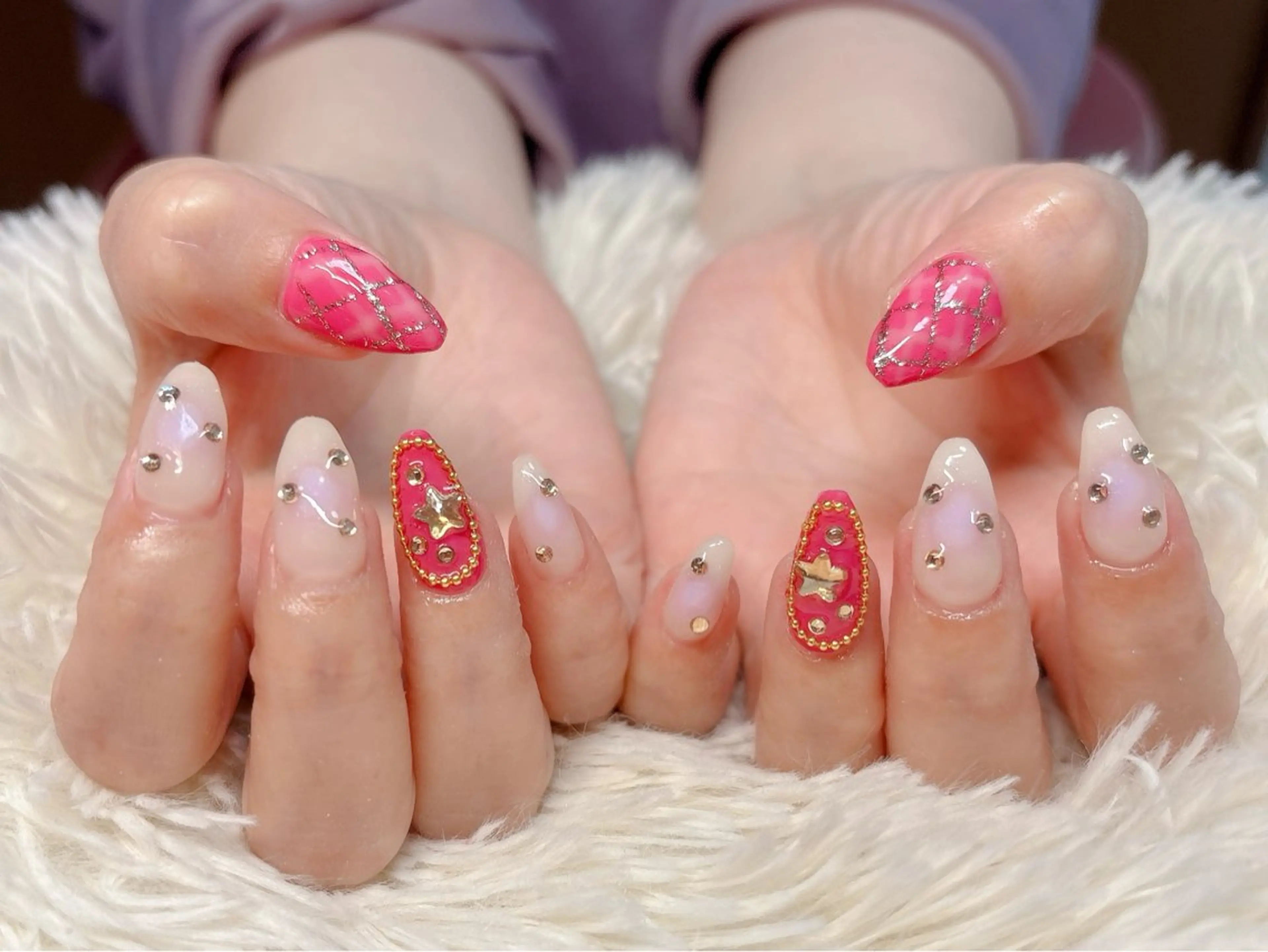 ネイル ハンドネイル パッチリオメメ Lianaのネイルデザイン