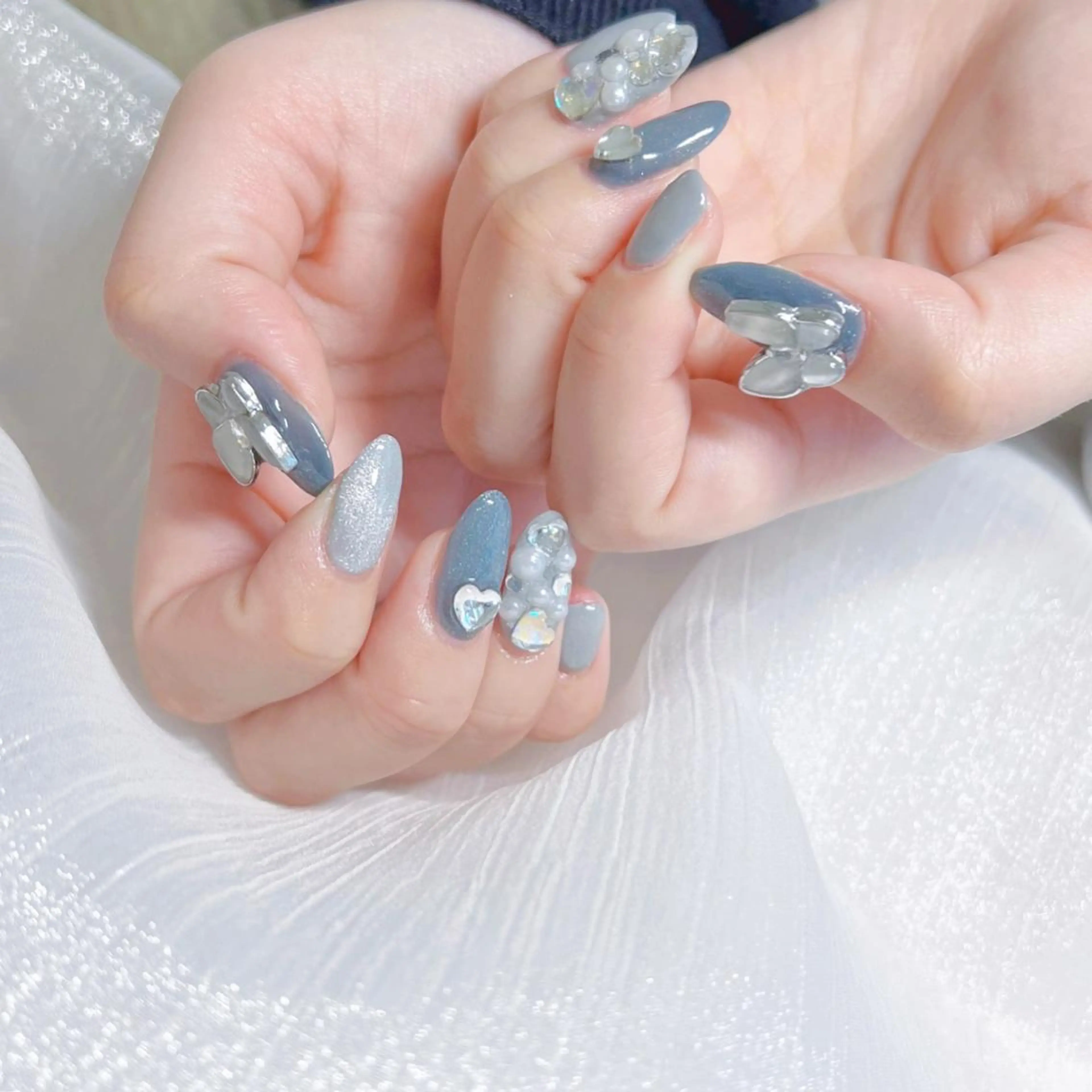 ネイル オーロラネイル フットネイル フレンチネイル ジェルネイル 韓国ネイル ハンドネイル ハンドケア 【ENサロン】 Rei🎀Nailのネイルデザイン