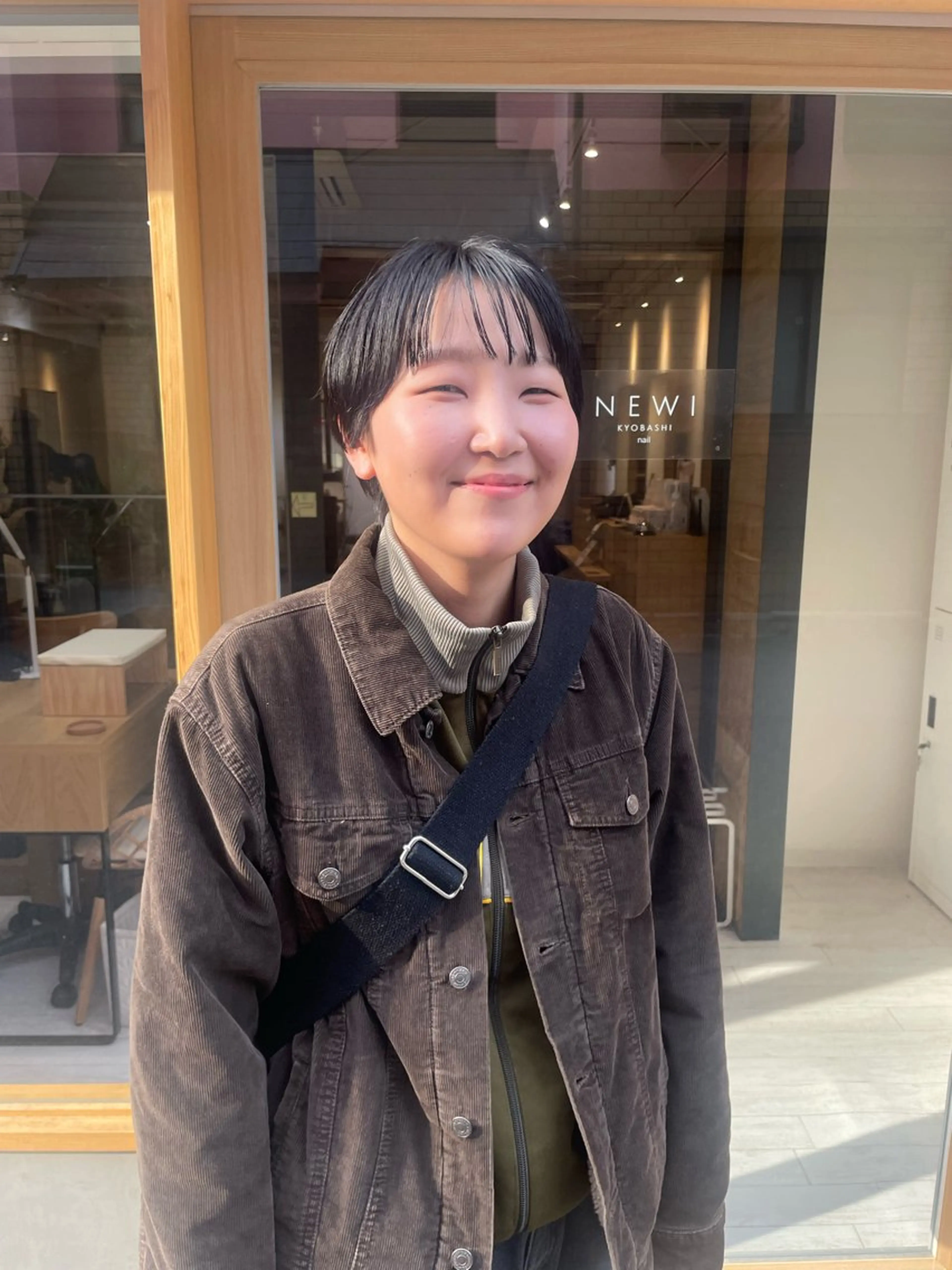 ショート カラー 髙橋奈緒子 ⭐︎newi京橋のヘアスタイル