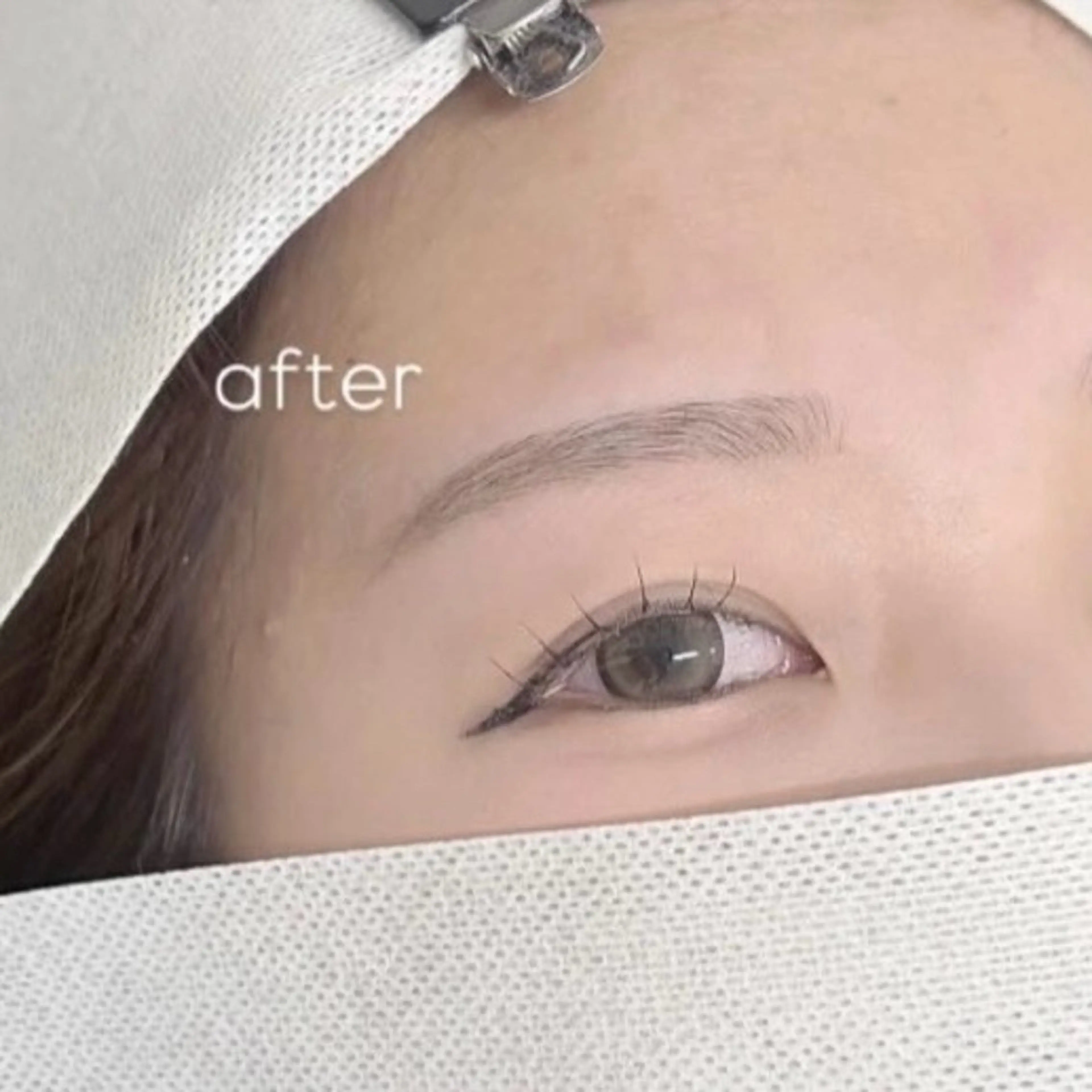 眉ワックス ＋ 間引きの写真