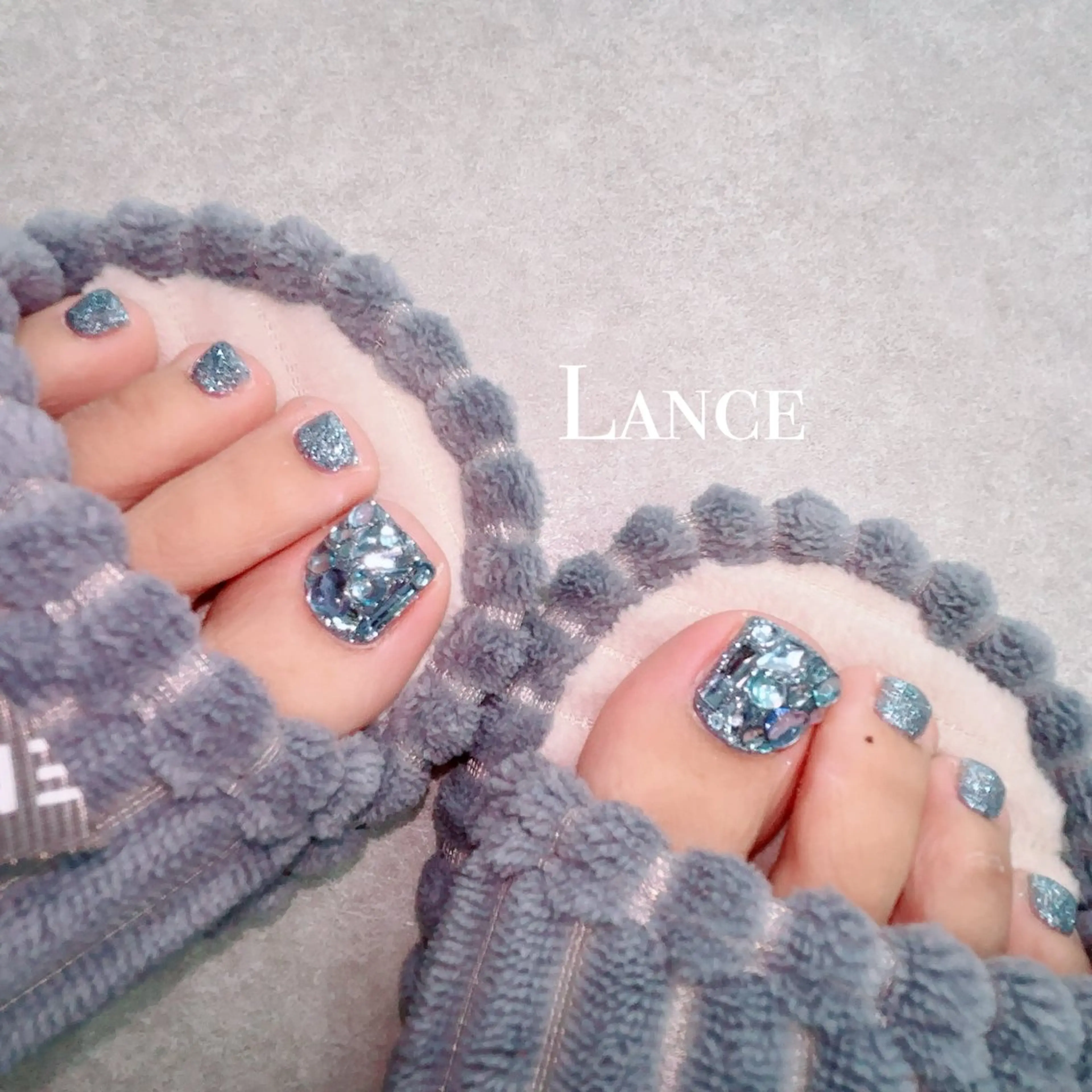 ネイル オーロラネイル フットネイル 氷ネイル・うるうるネイル キラキラネイル 韓国ネイル フットネイル Lance nailのネイルデザイン