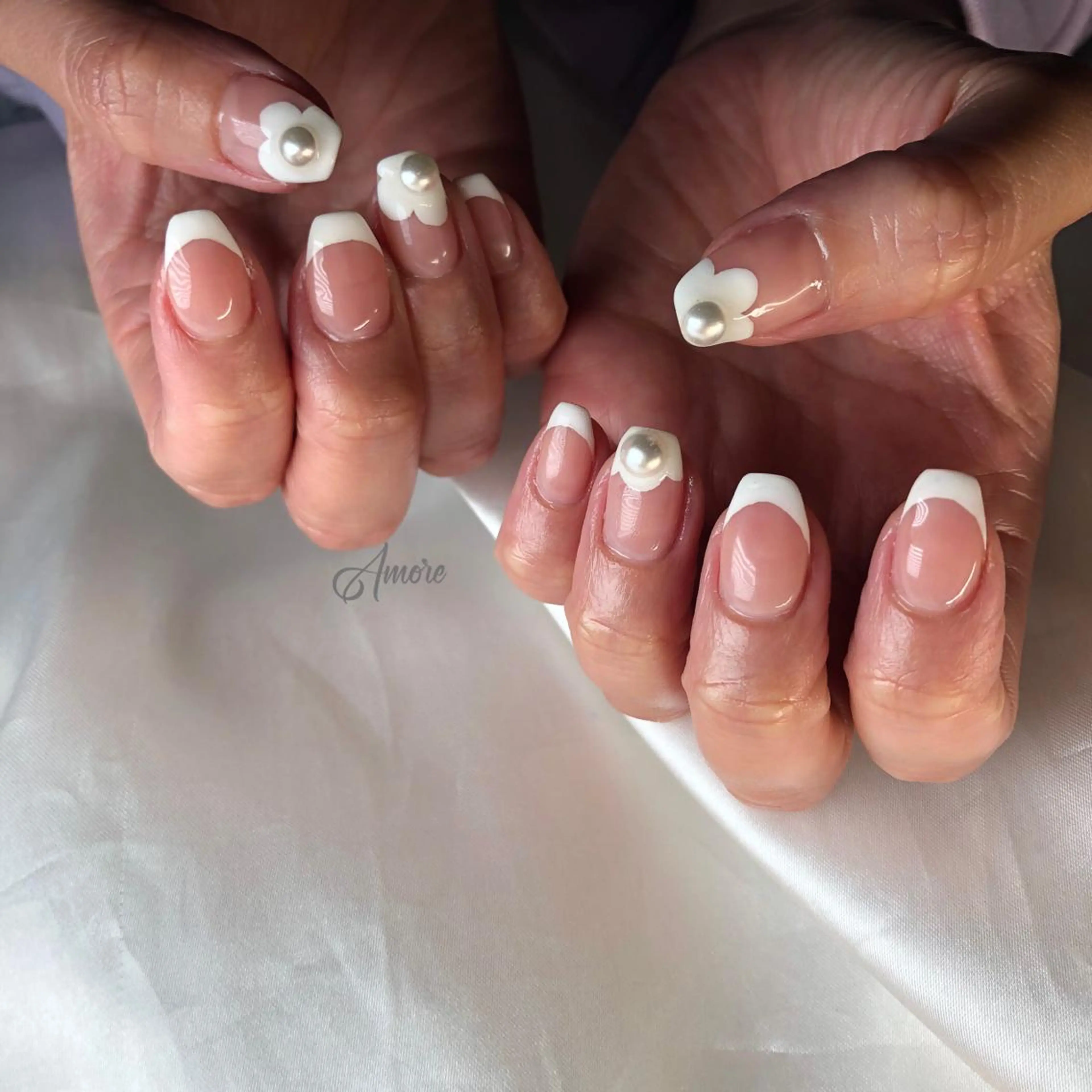 ネイル ジェルネイル 氷ネイル・うるうるネイル マグネットネイル ミラーネイル ニュアンスネイル You kyehwaのネイルデザイン