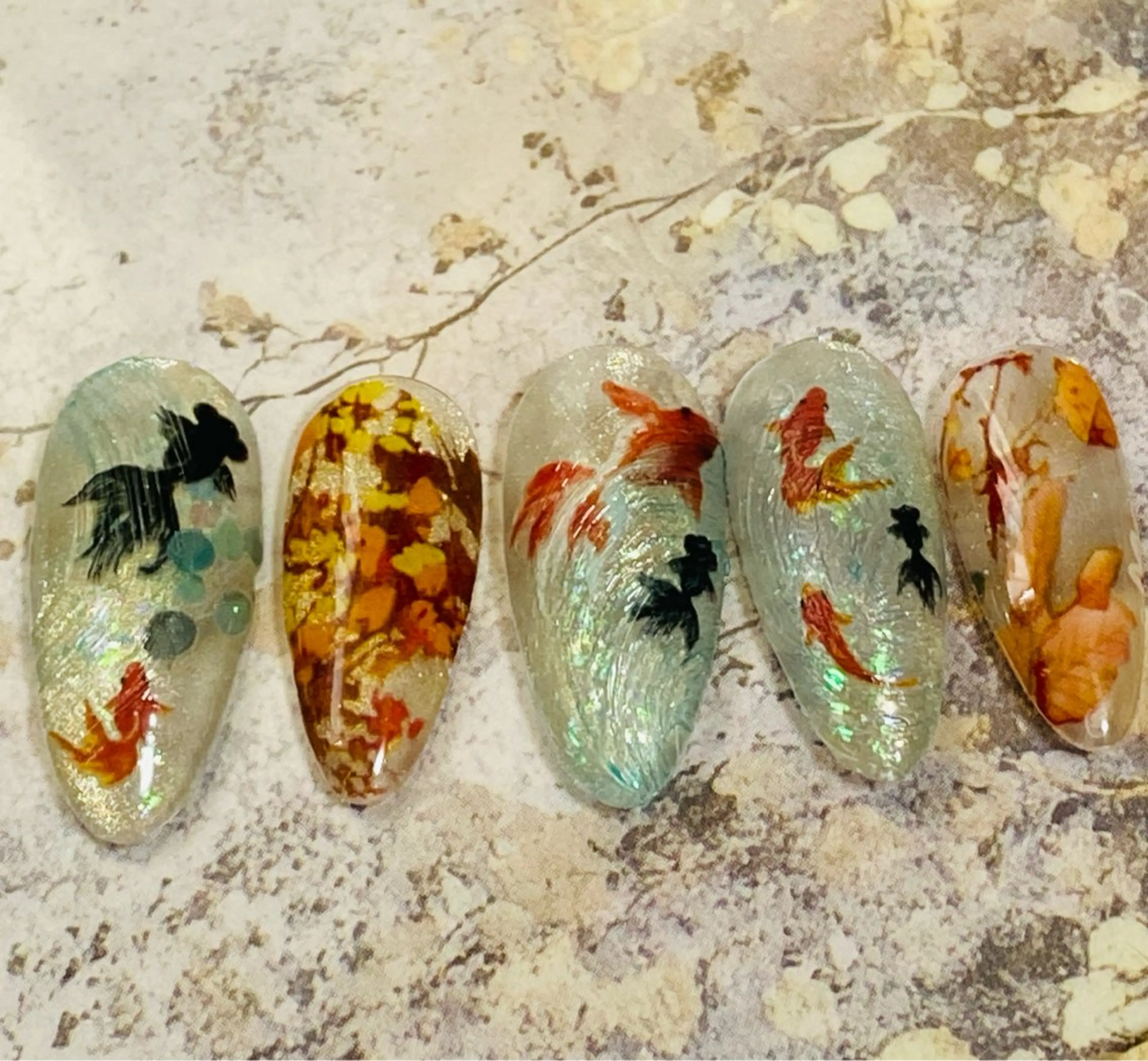 ネイル マグネットネイル ハンドネイル 自宅ネイルサロン ♦️nuance♦️のネイルデザイン