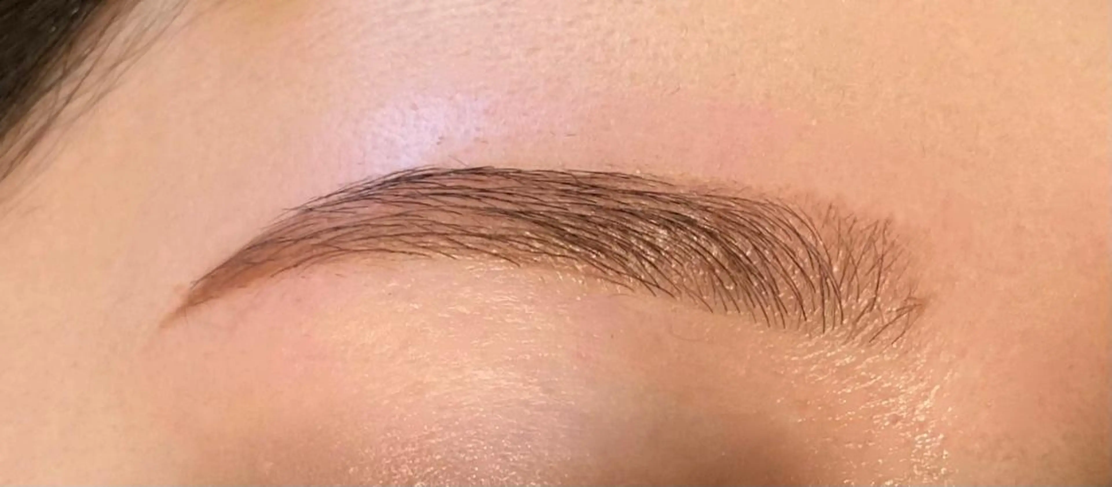 アイブロウ Une fleur ARISAのマツエク・マツパデザイン