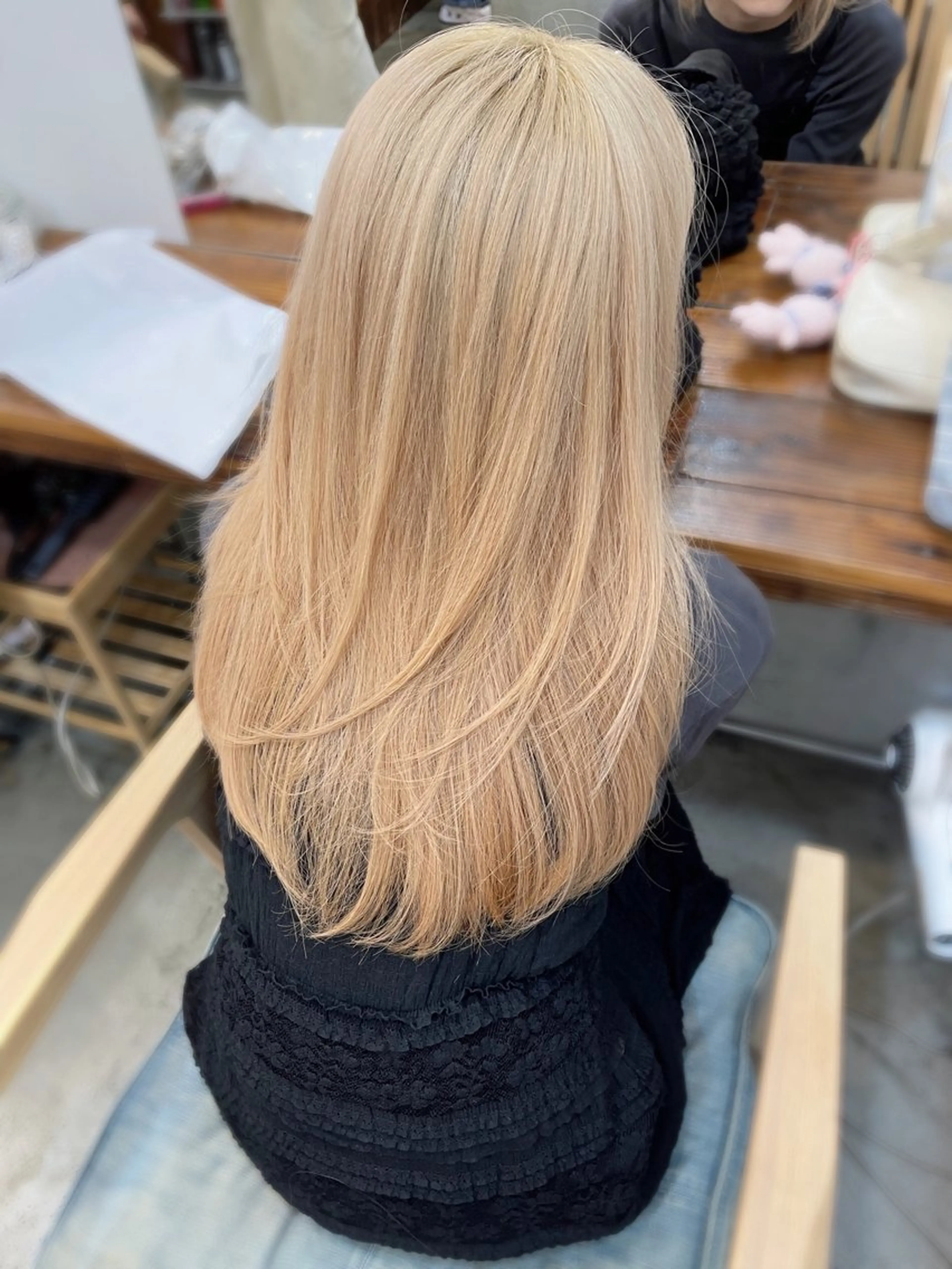 ロング カラー ヘアアレンジ hazuki🐈⬛ 透明感カラーのヘアスタイル