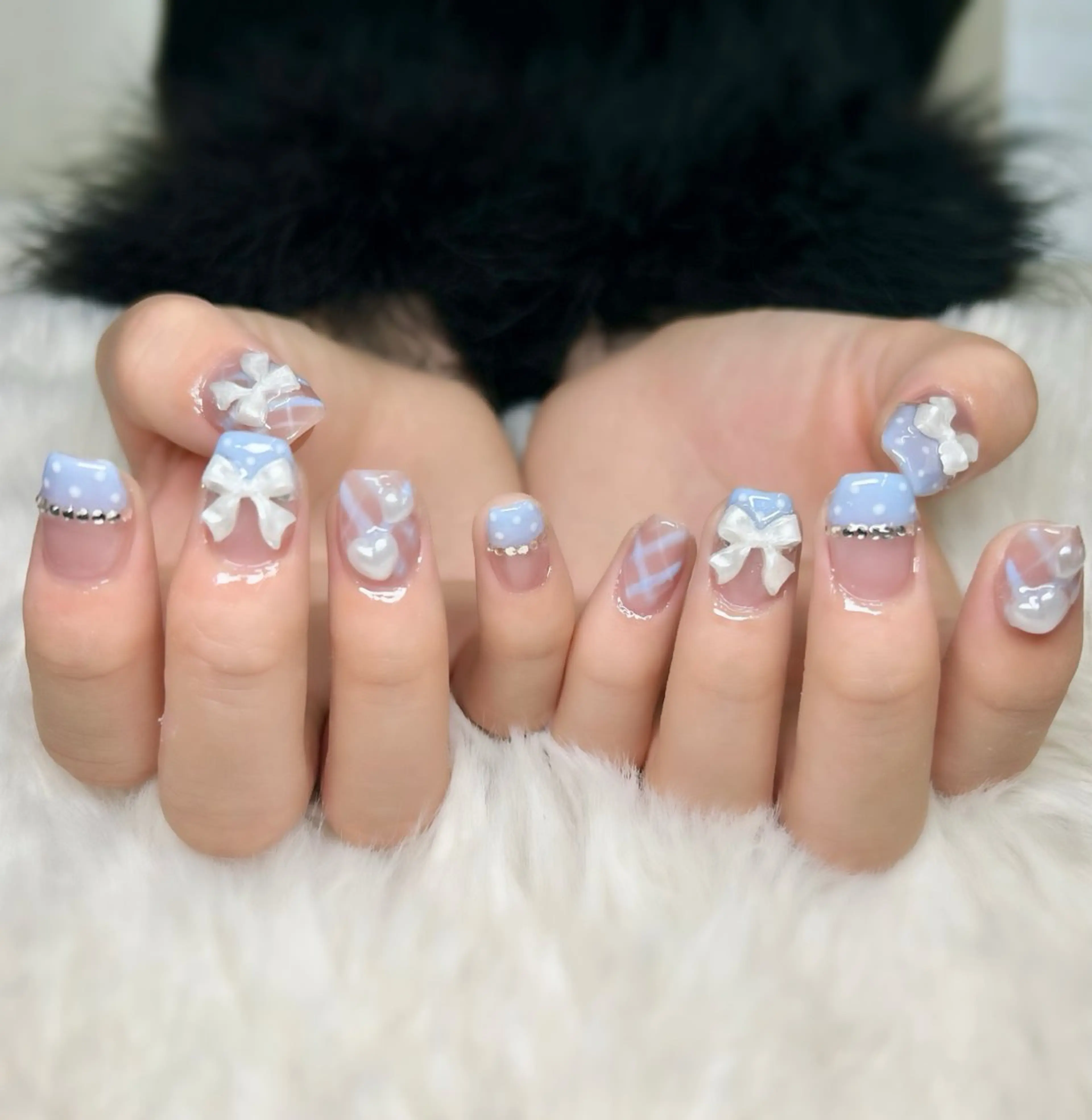 ネイル 水色 ハンドネイル yamane de  salonのネイルデザイン