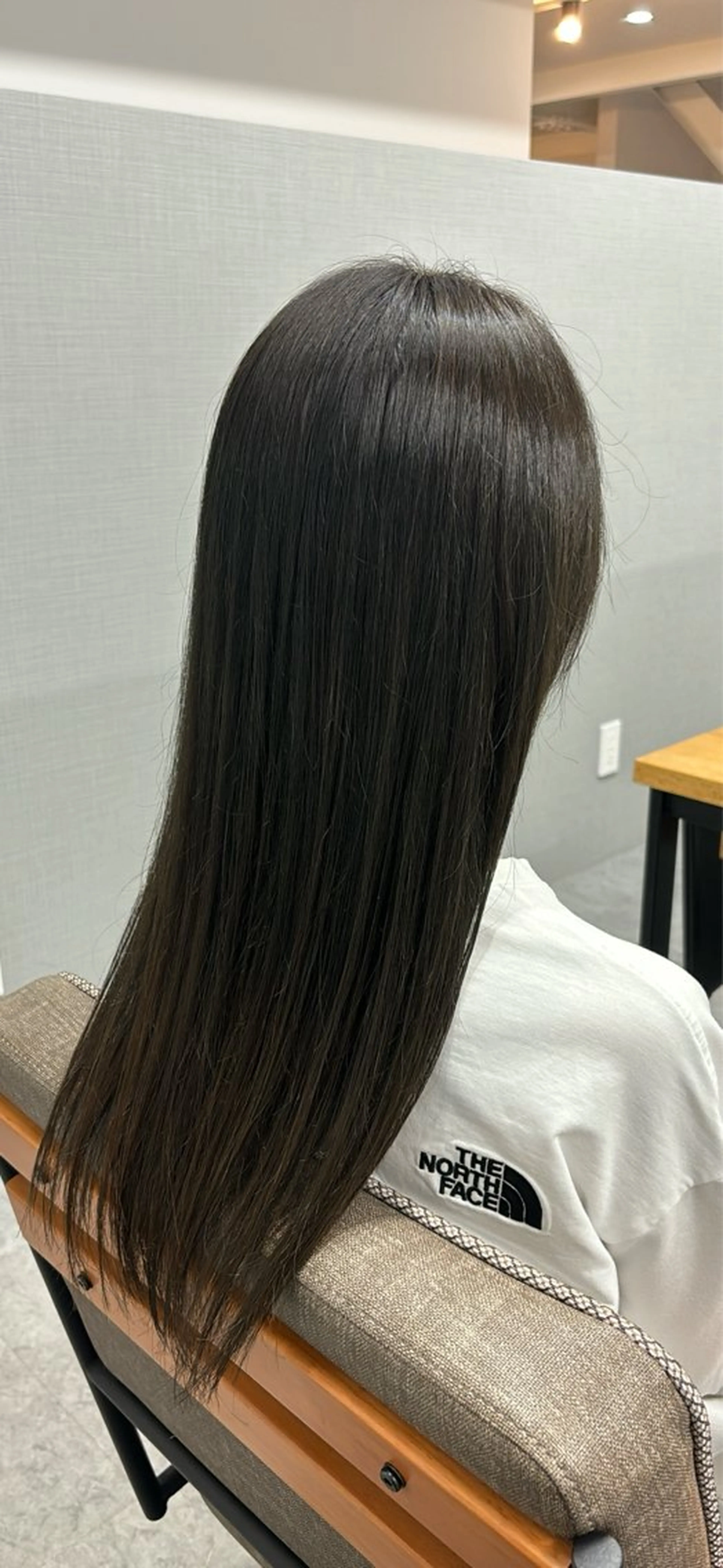 ロング カラー オリーブカラー 松川優真 【髪質改善】のヘアスタイル