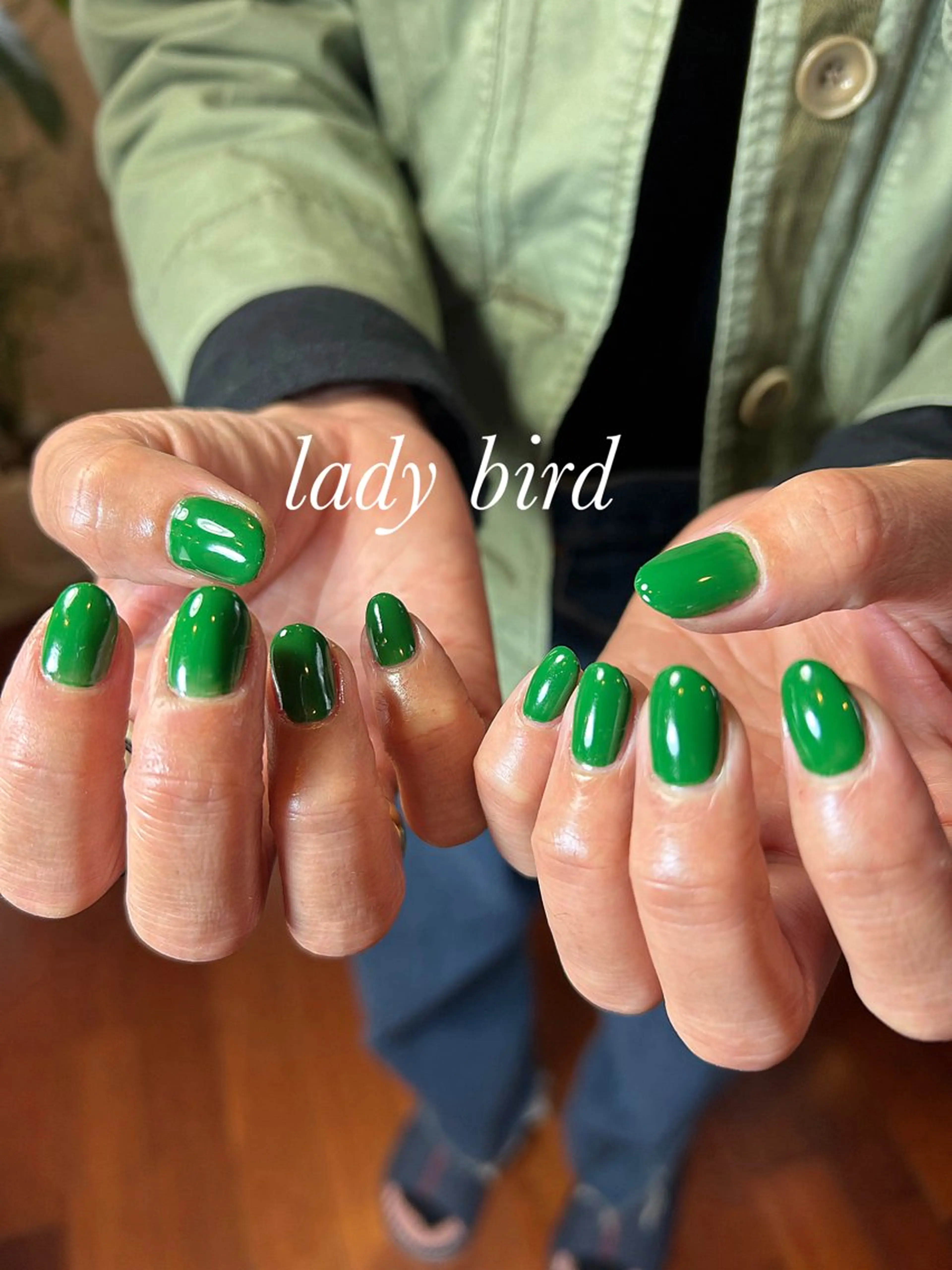 ネイル ハンドネイル lady bird yoshieのネイルデザイン