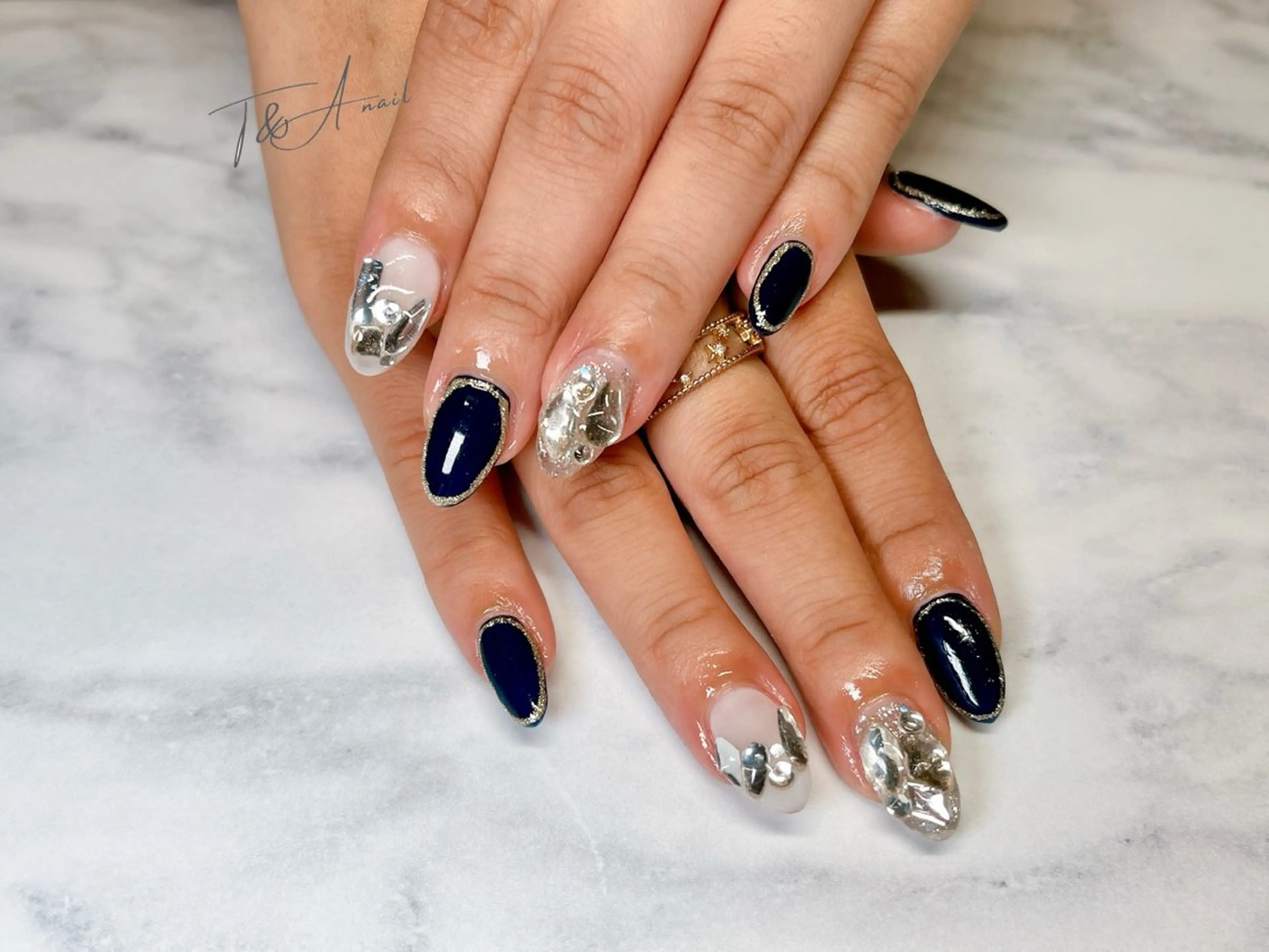 ネイル ブルー ジェルネイル キラキラネイル スカルプネイル ハンドネイル T&A nailのネイルデザイン