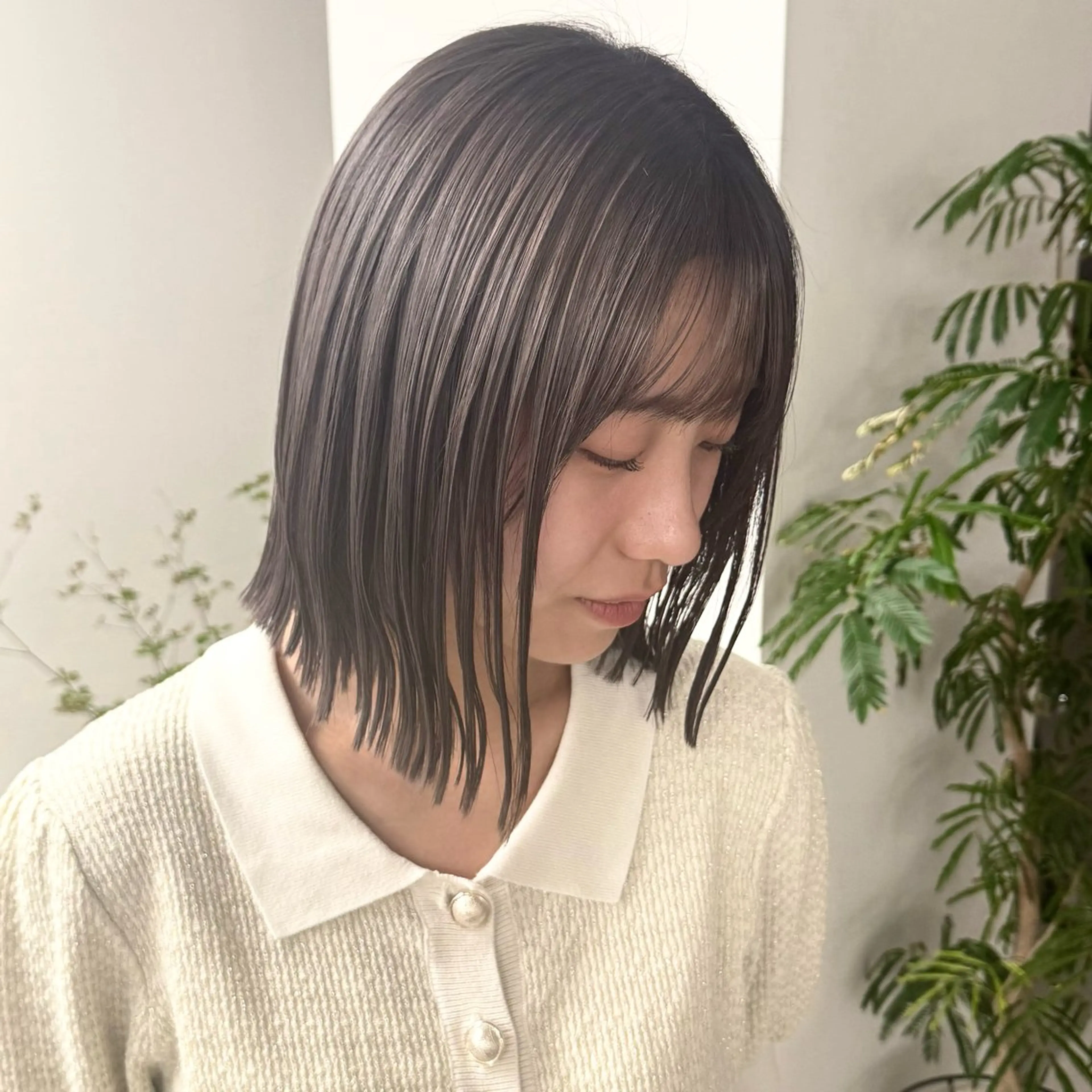 ミディアム カラー グレージュ ヘアカラー 中明度カラー/ ベージュ/noaのヘアスタイル