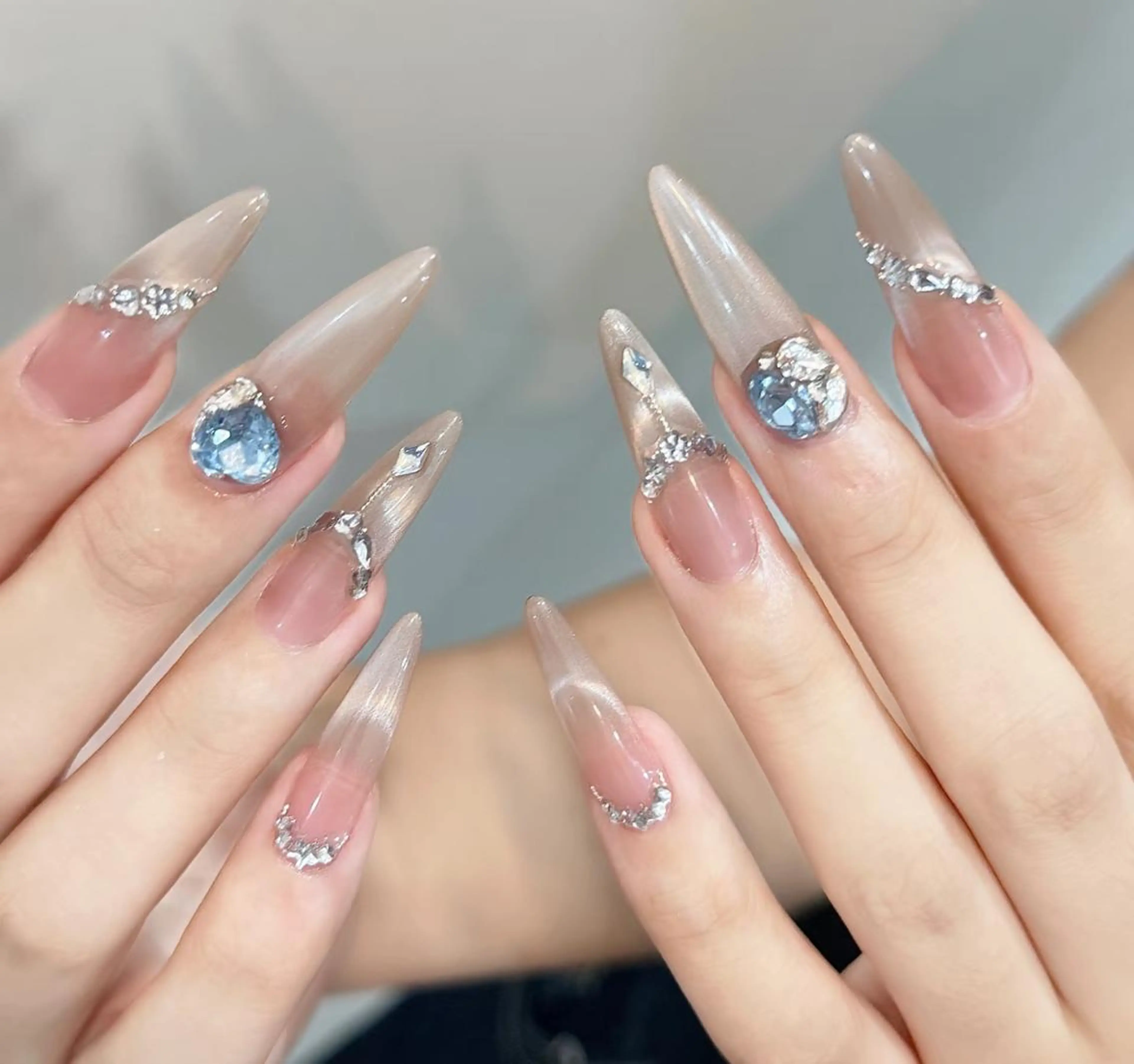 ネイル ハンドネイル 🎀 NaNa_nailのネイルデザイン
