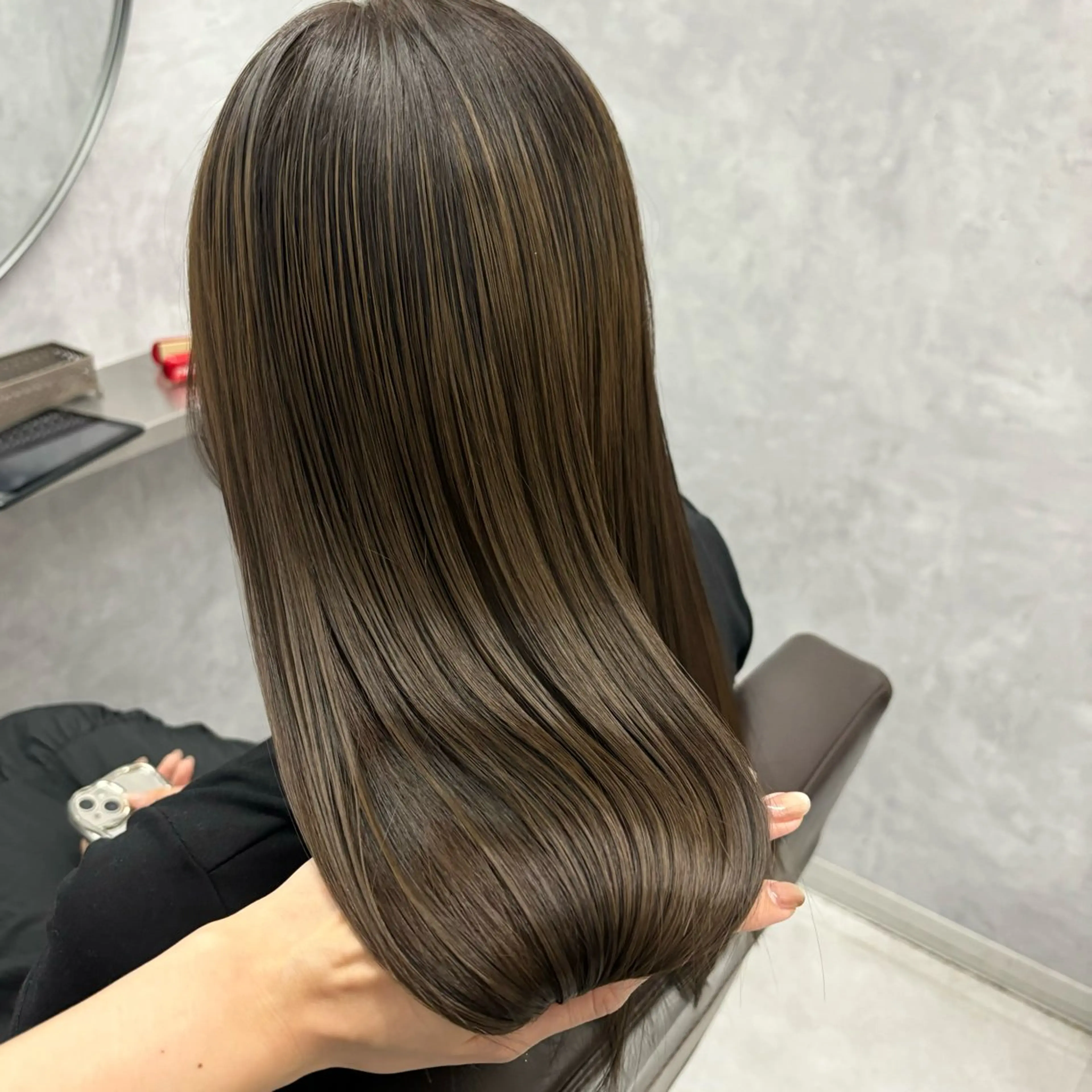ロング カラー カット ヘアカラー トリートメント NUMBER_ ユイナのヘアスタイル