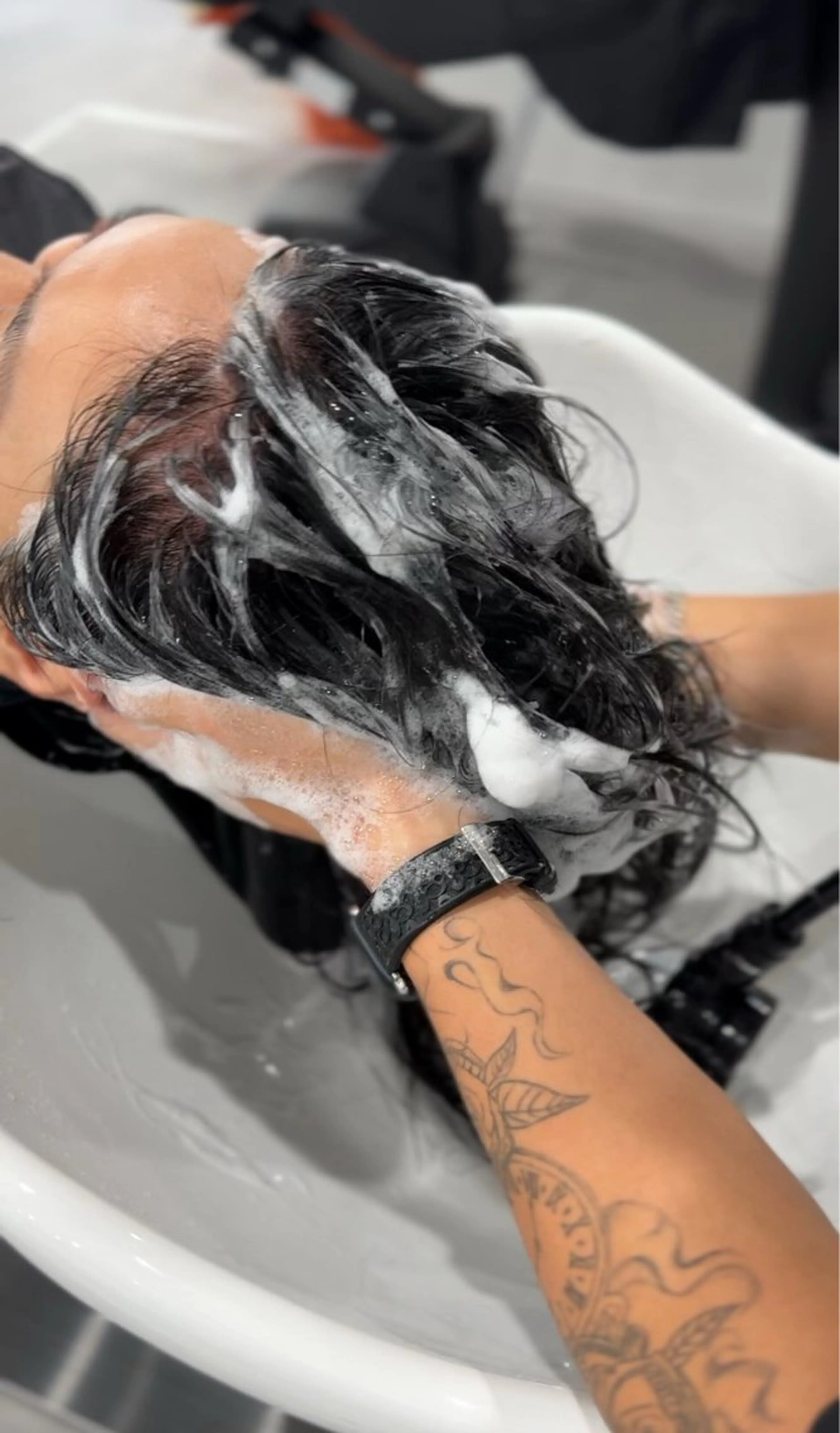 シャンプー＋ヘッドスパの写真