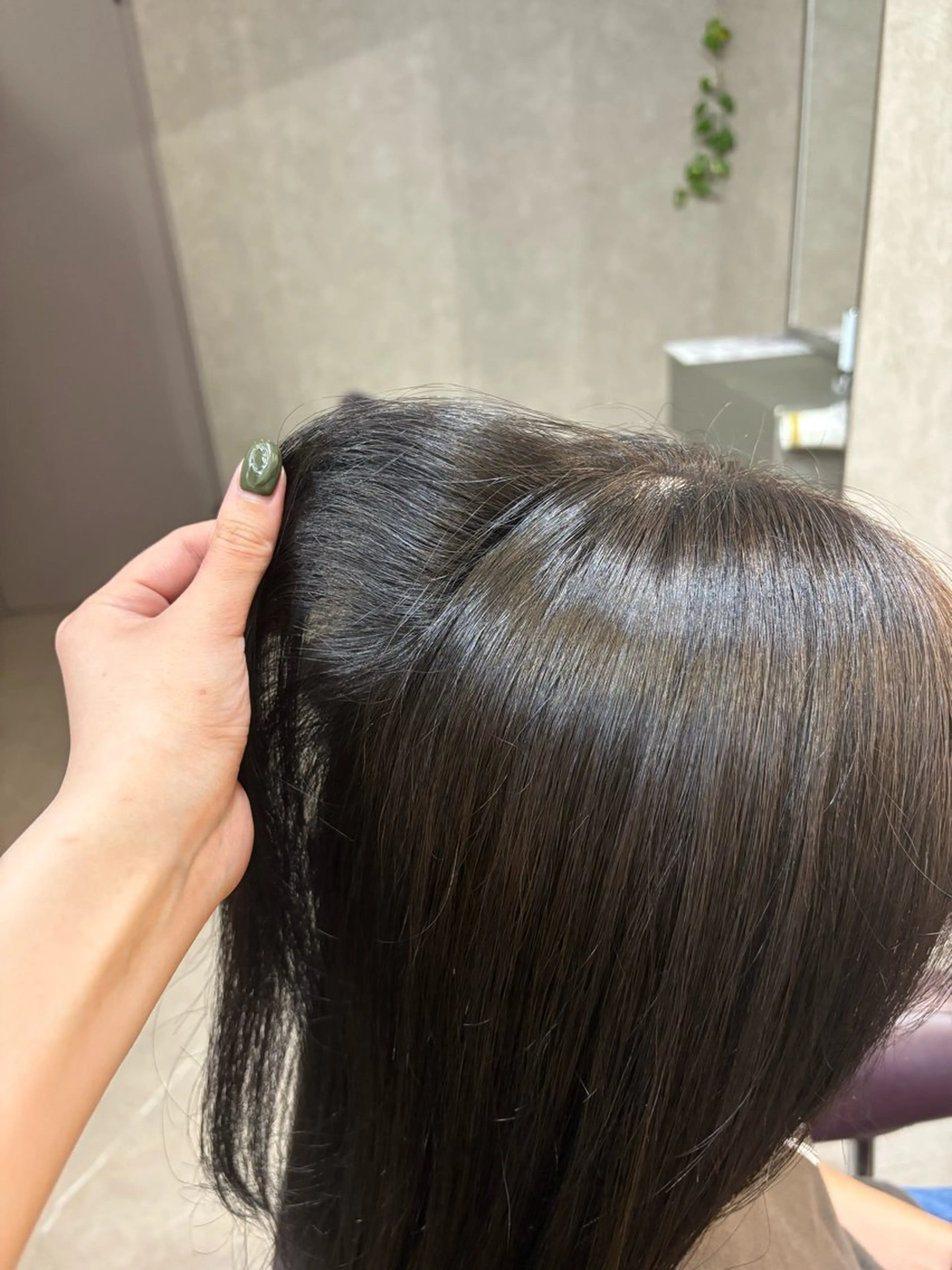 カラー しゅり Flag hairのヘアスタイル