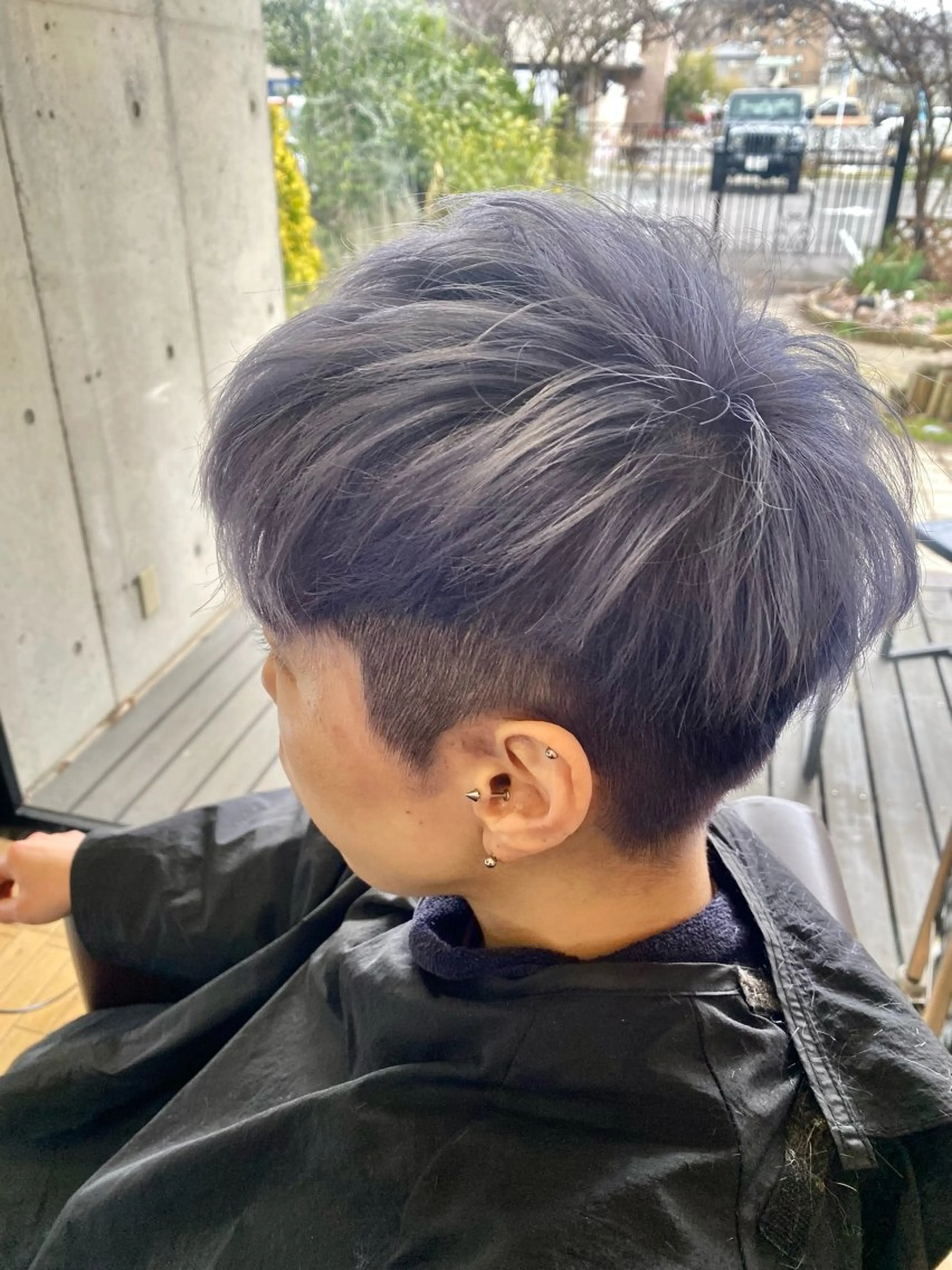 ショート カラー メンズ 百瀬 なつ美のヘアスタイル