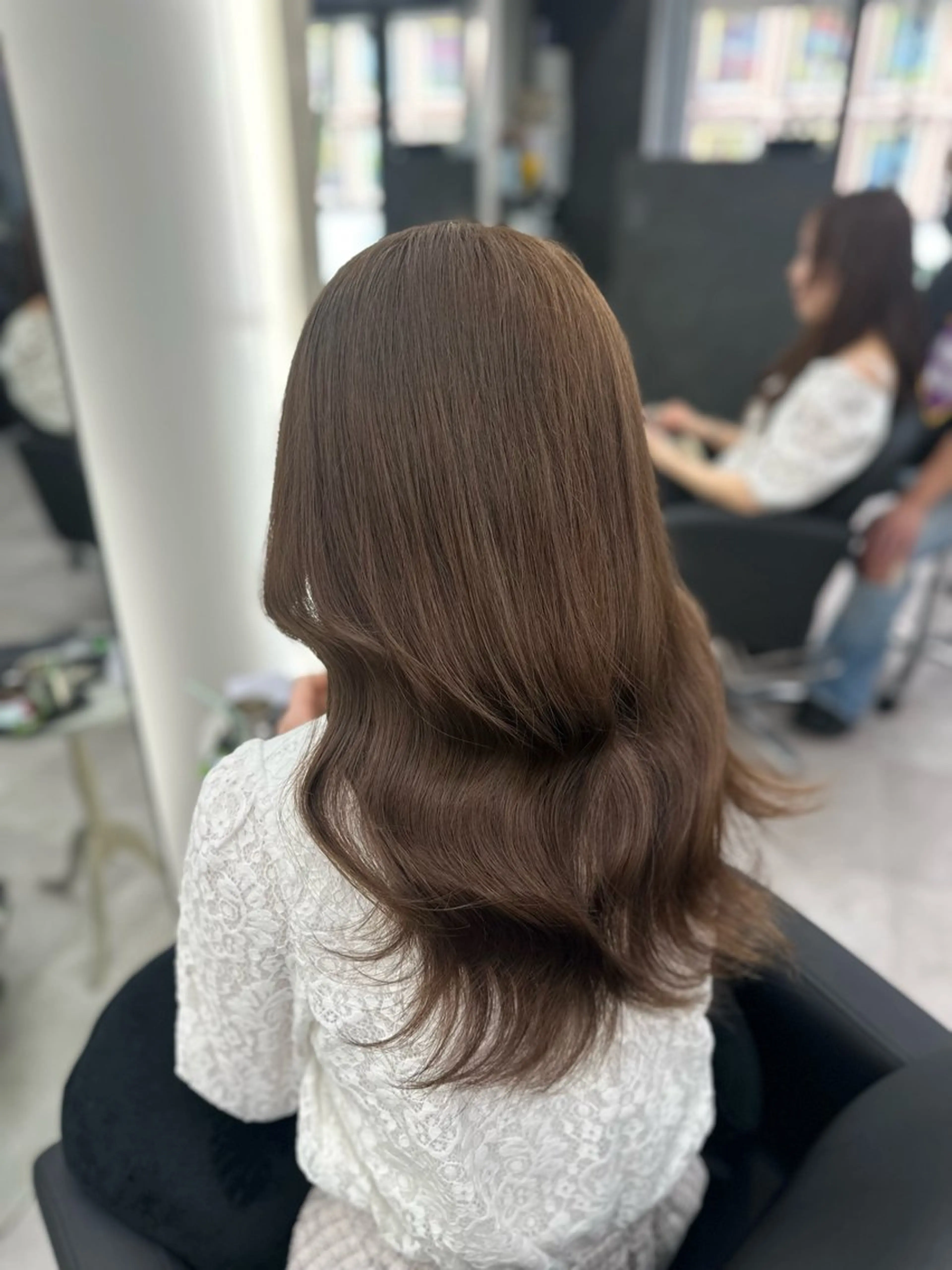 ロング カラー ベージュカラー ブリーチ 透明感カラー ダブルカラー ブリーチなしカラー 縮毛矯正/艶カラー /髪質改善/なんばのヘアスタイル