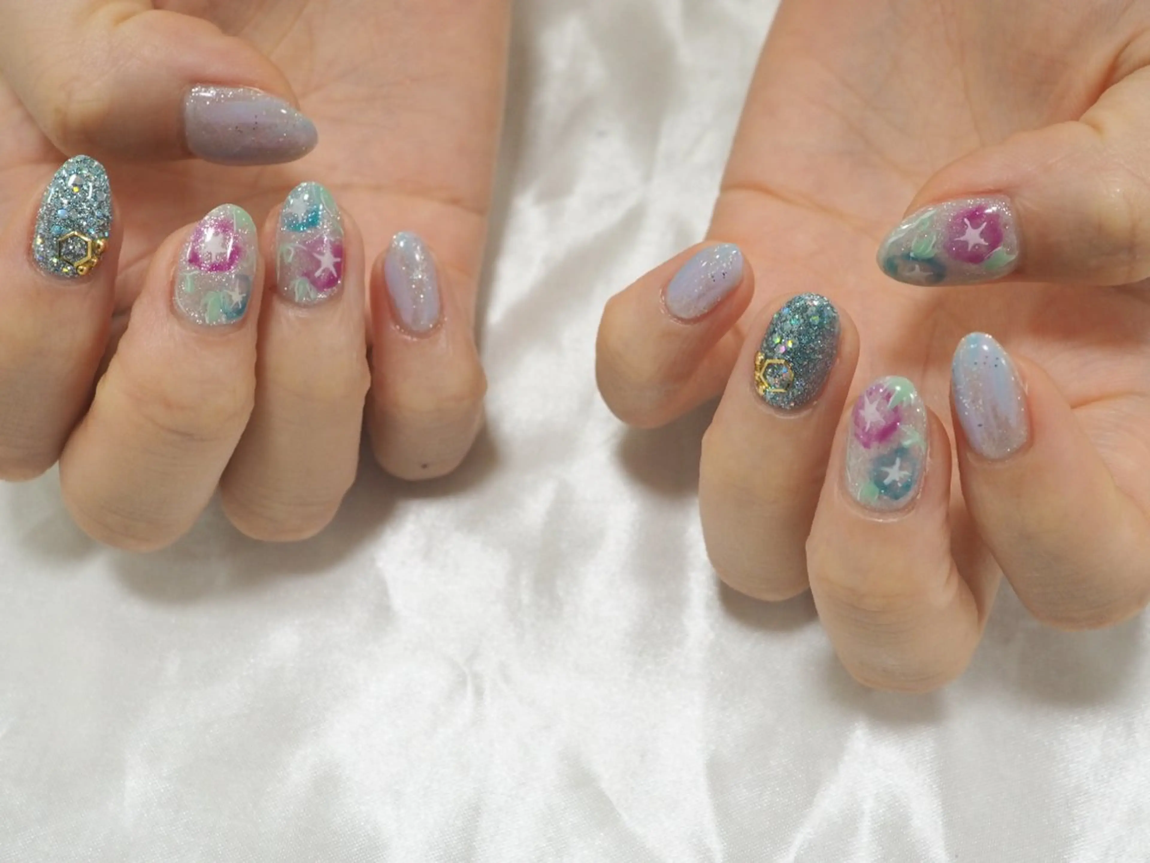 ネイル 魚谷 日菜のネイルデザイン