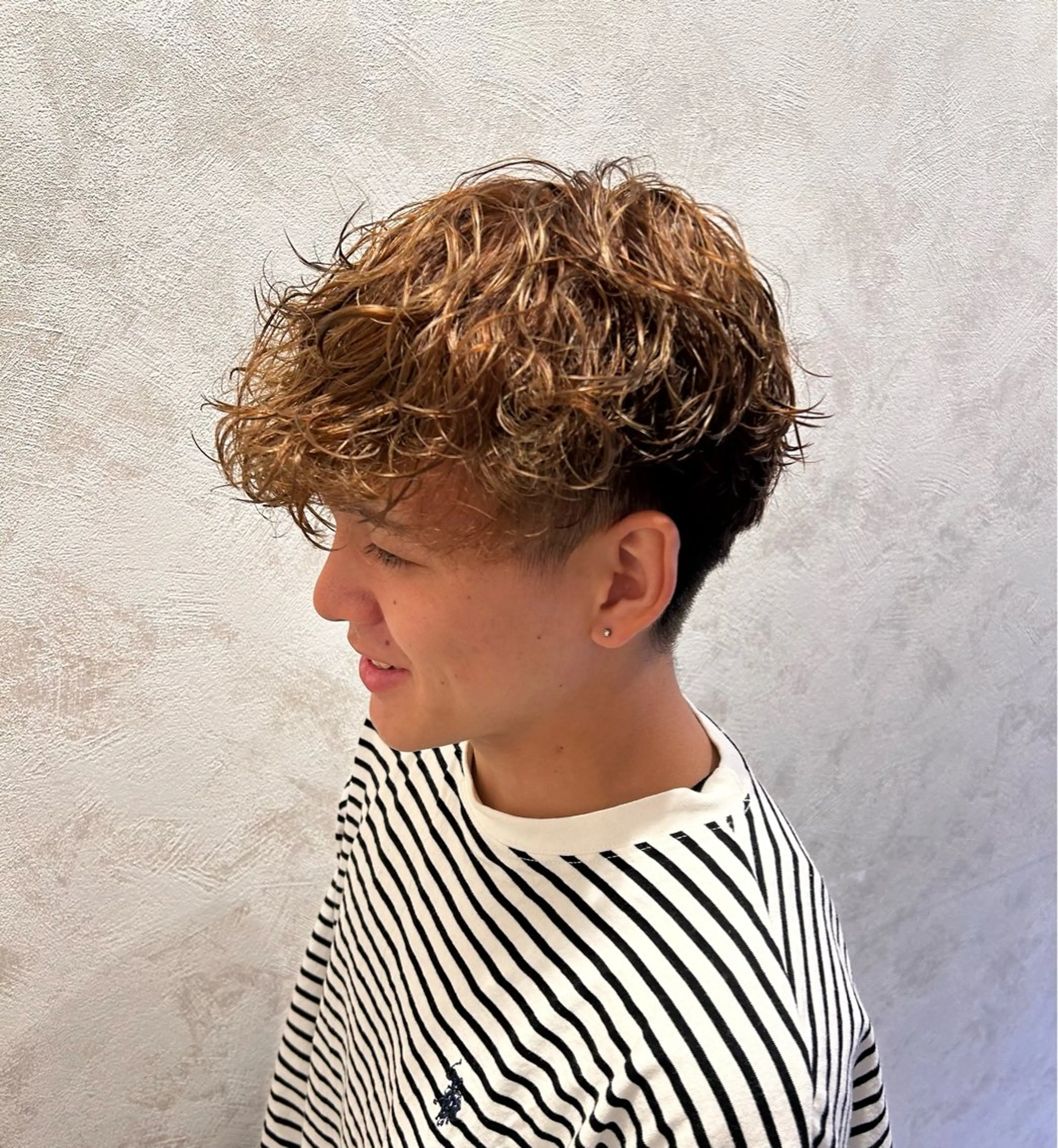 ショート カラー RUKA👱🏻 メンズカットパーマのヘアスタイル